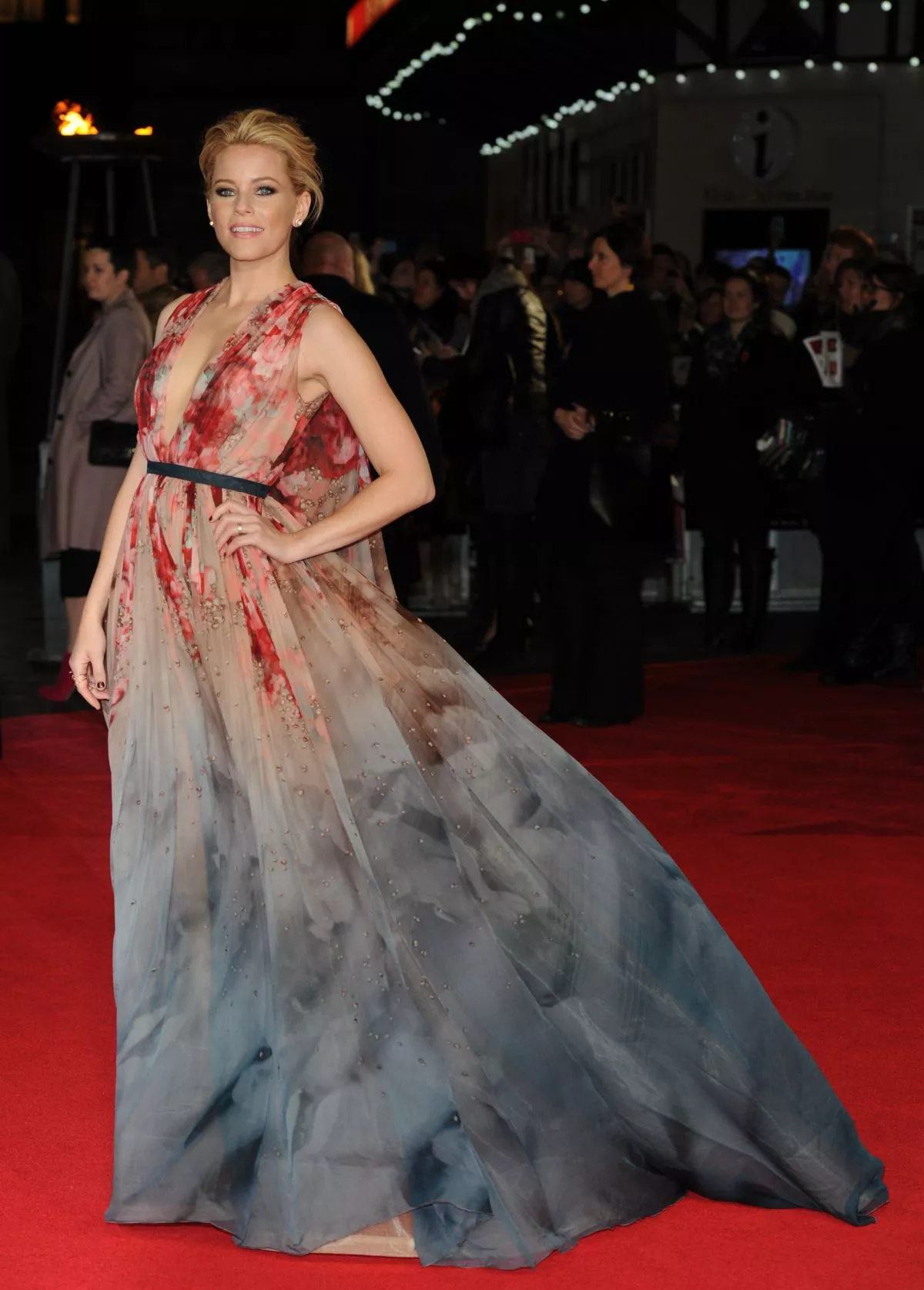 Elizabeth Banks posted by yashy20