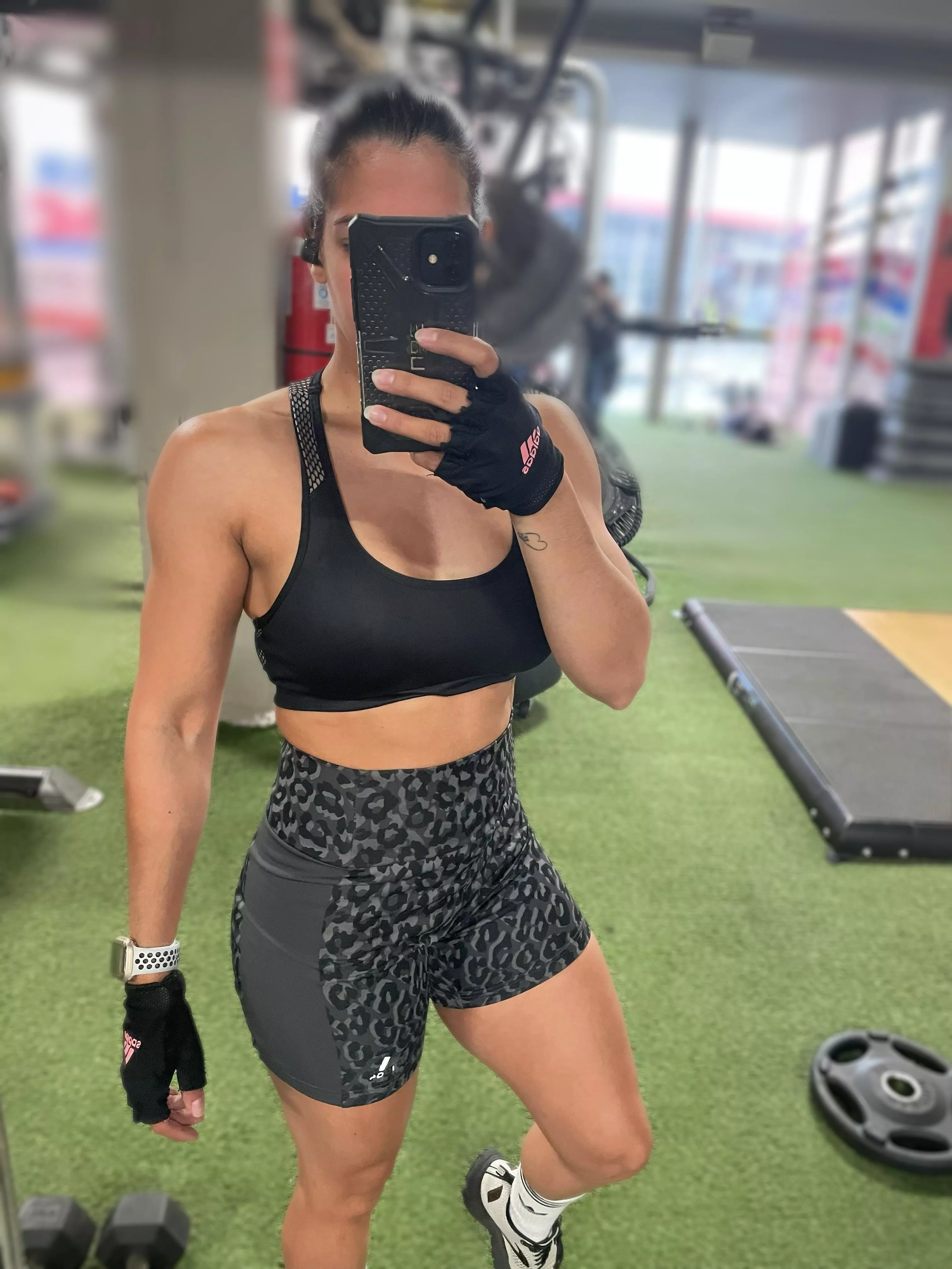 [f] shoulders and triceps ready for you posted by saramiller2222