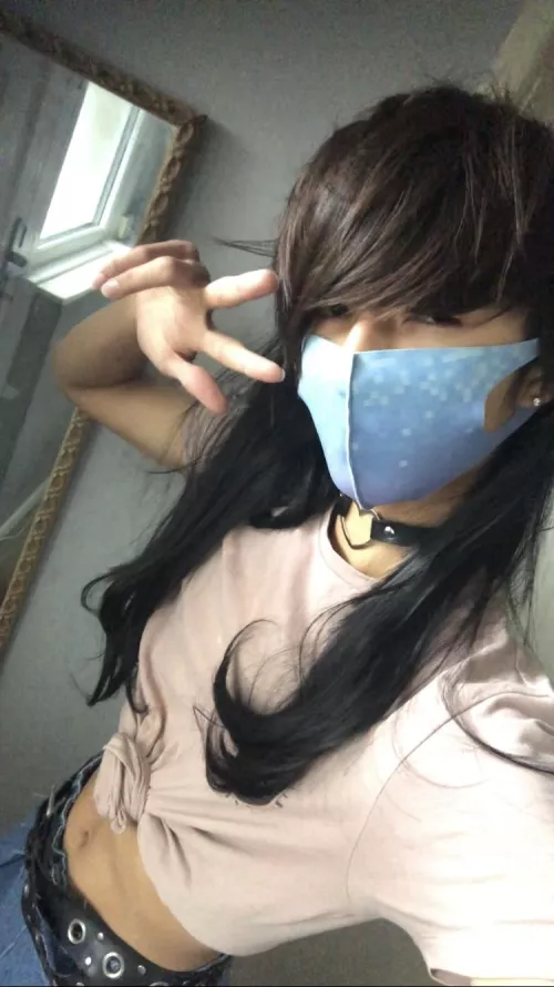 First time cross dressing by Sushislayer116