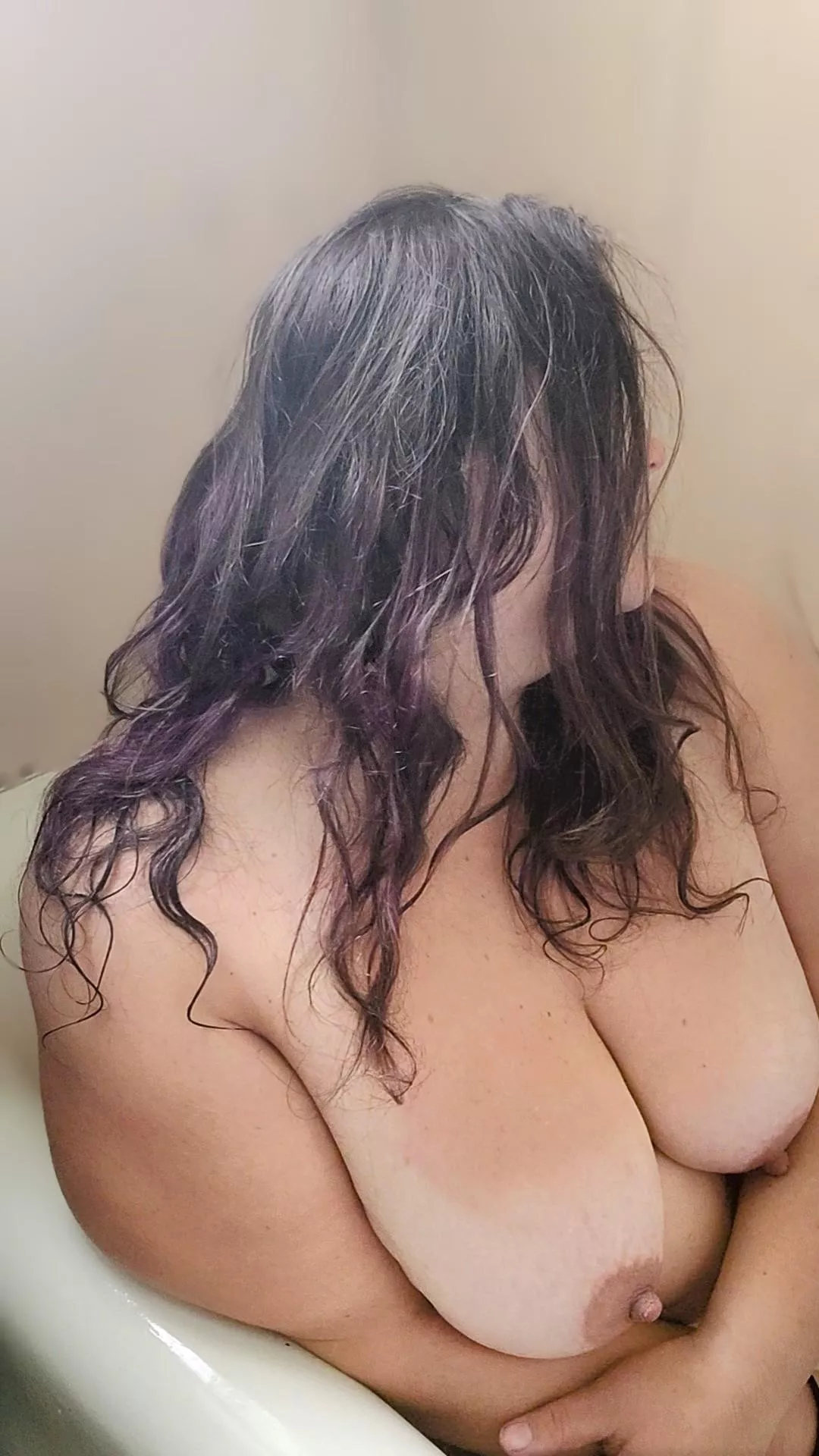 Happy Titty Tuesday 😘 posted by Metal_Independent90