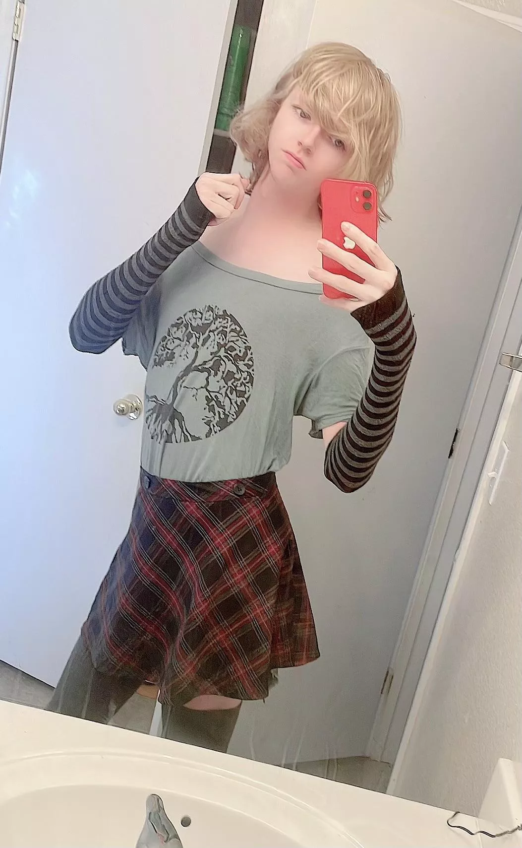 Heya, how’s my outfit posted by AstonishingCobb