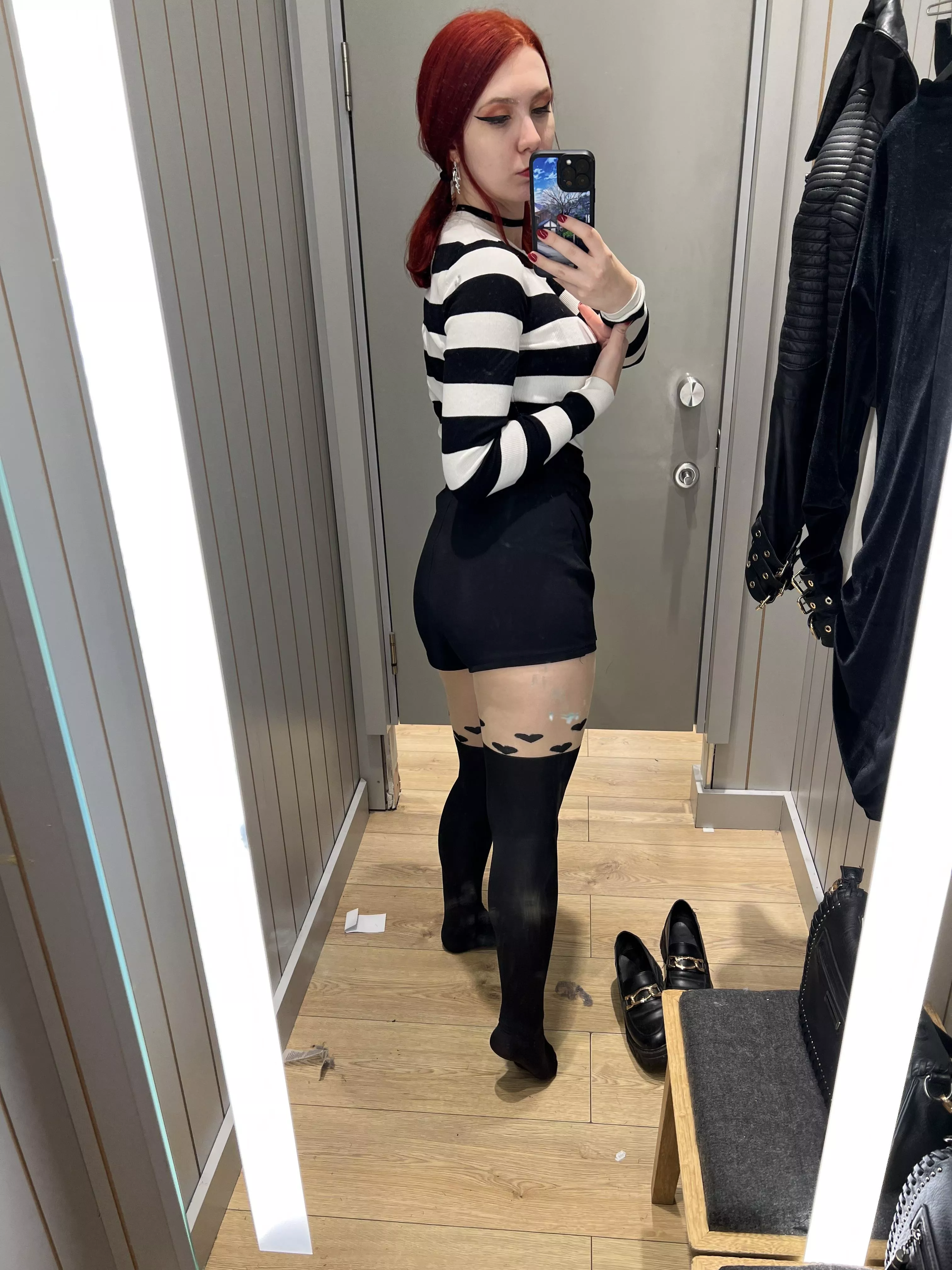 Hi🖤 posted by ichigo_emaa