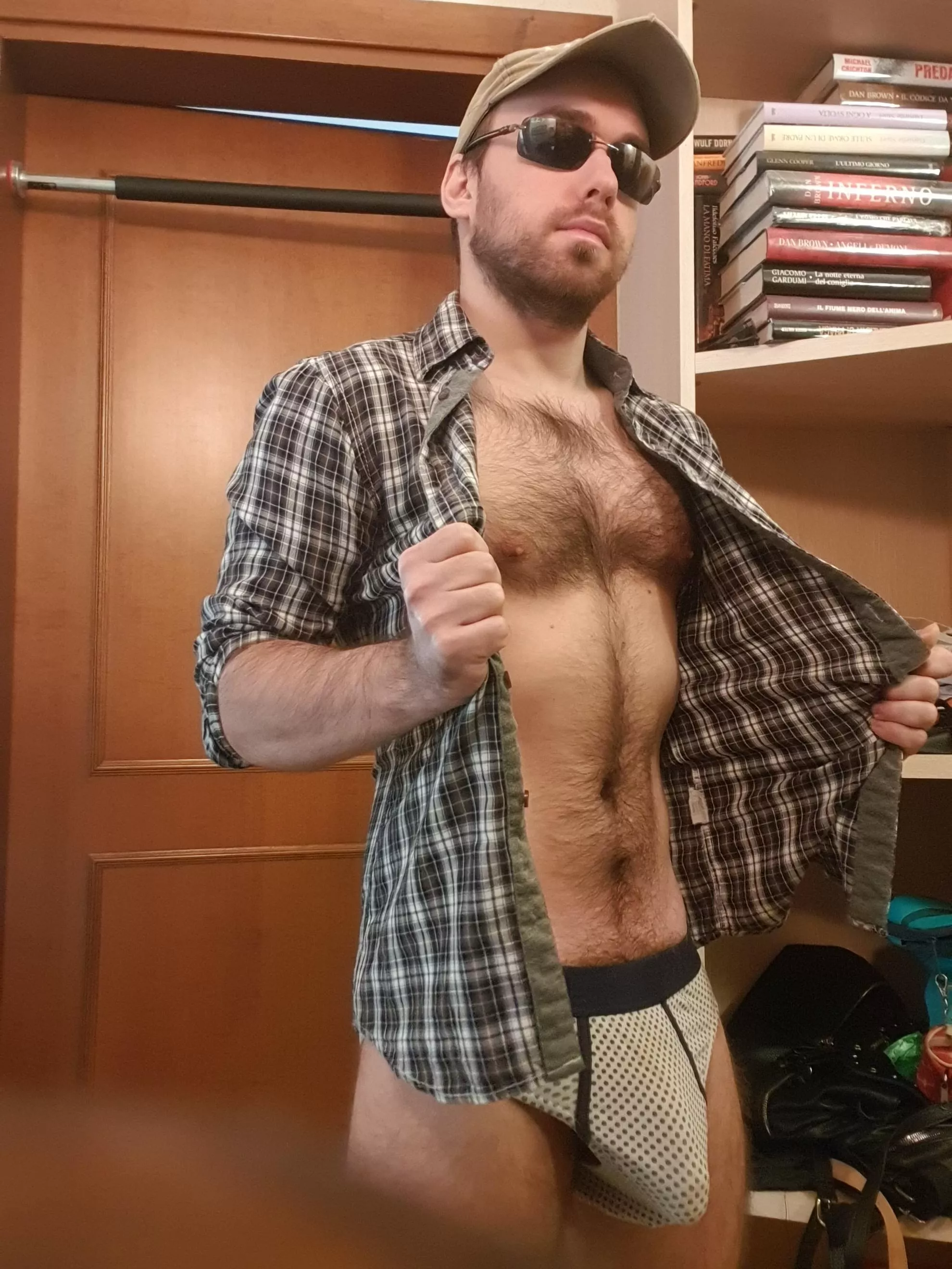 I didn't do nothing, just natural like that posted by Naughty_Alex1