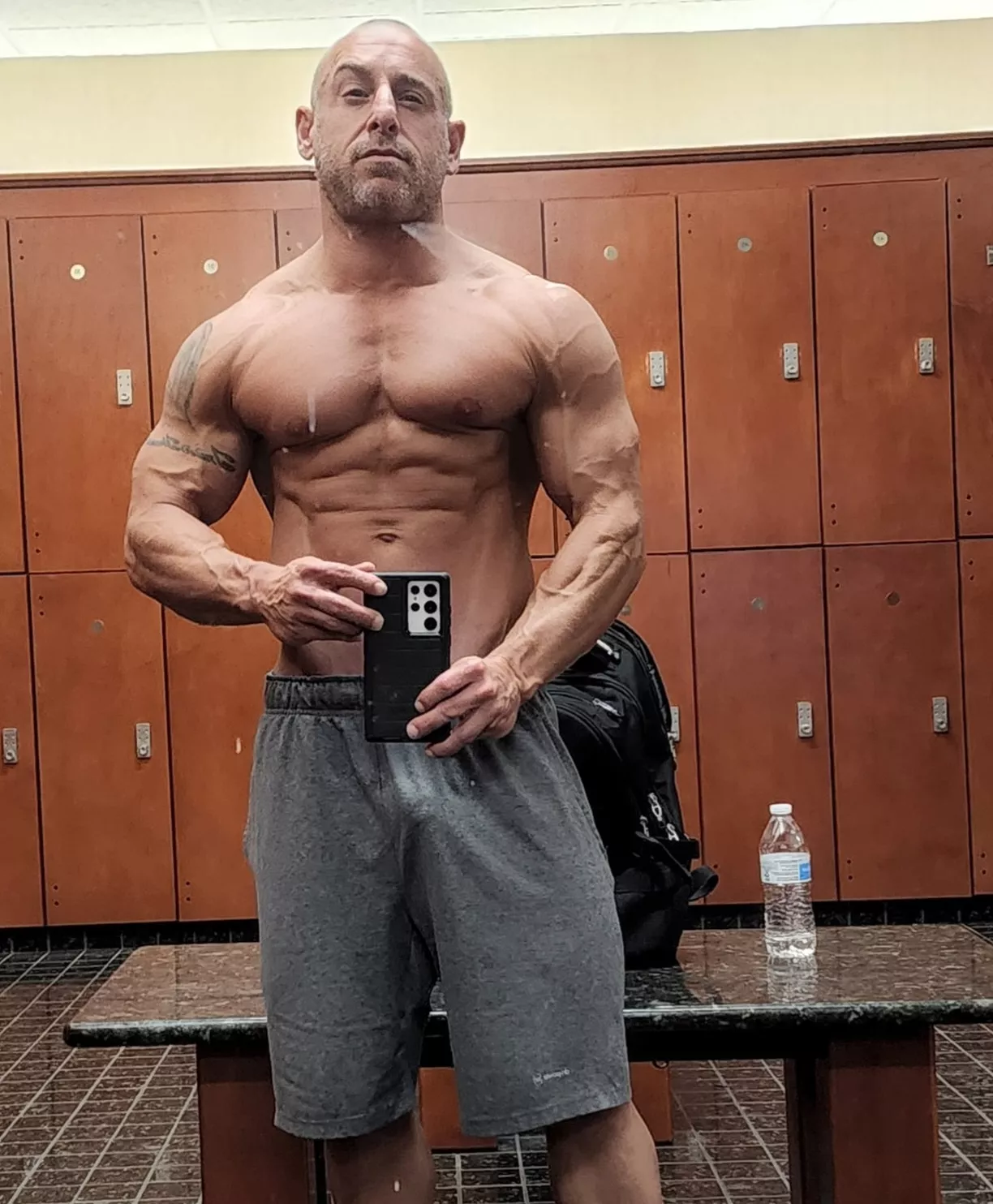 Is this distracting for members? posted by vinnymarchegiano