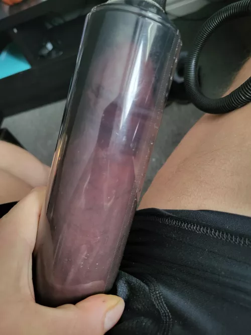 Monday afternoon pump by chiseleddan