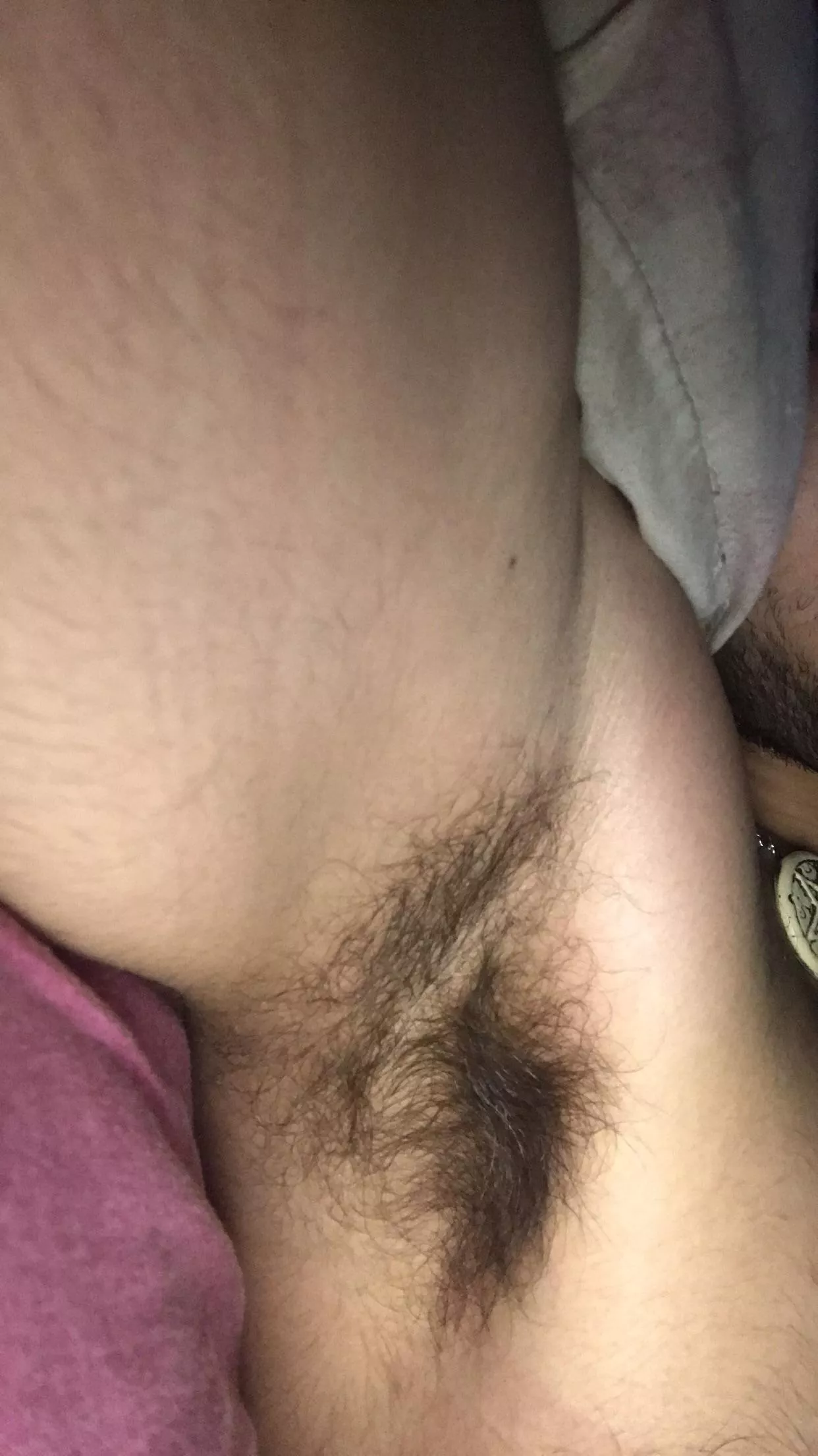 musky armpits🐽 posted by ericcade