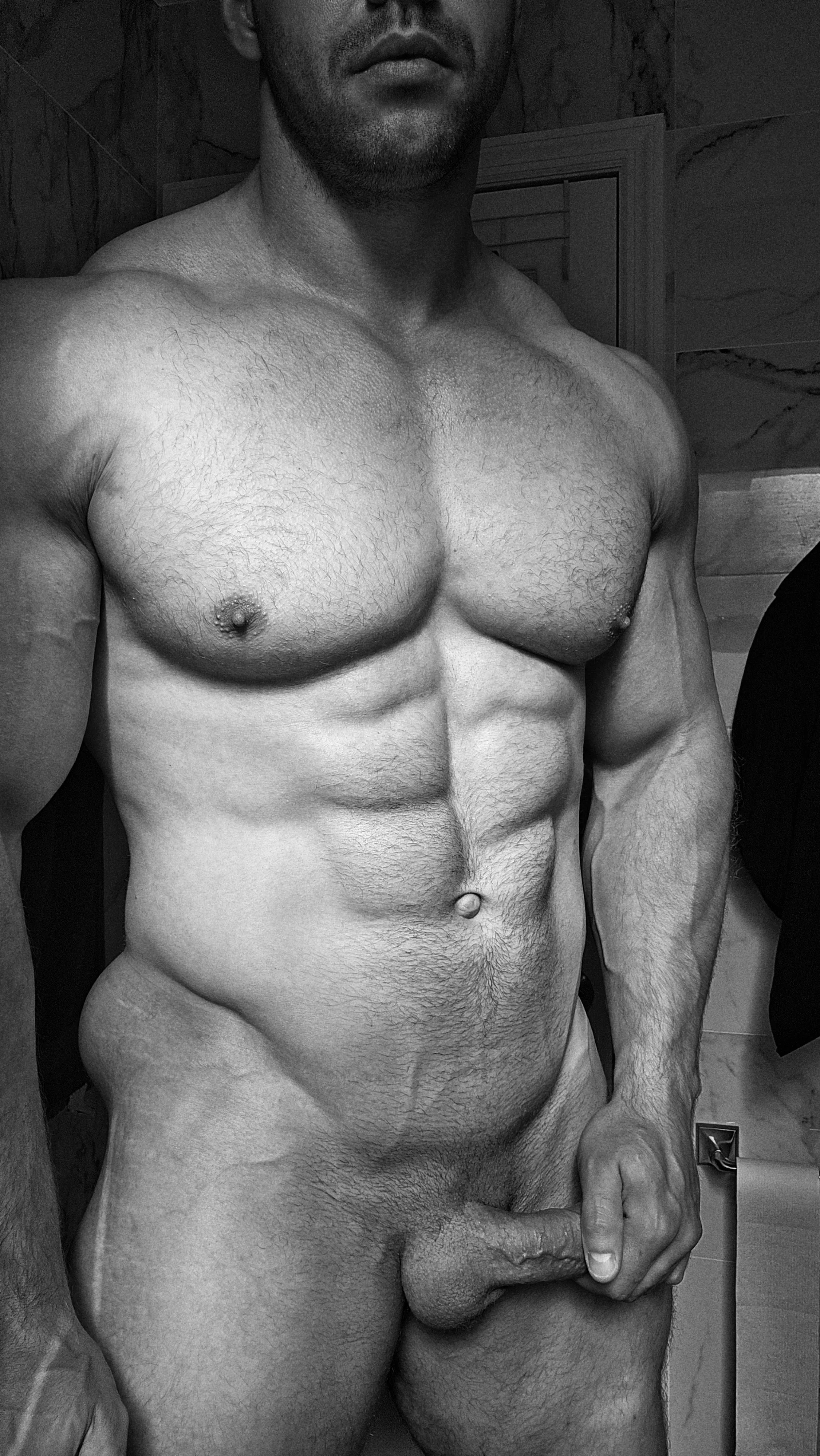 Need some attention [35] posted by skyfire88