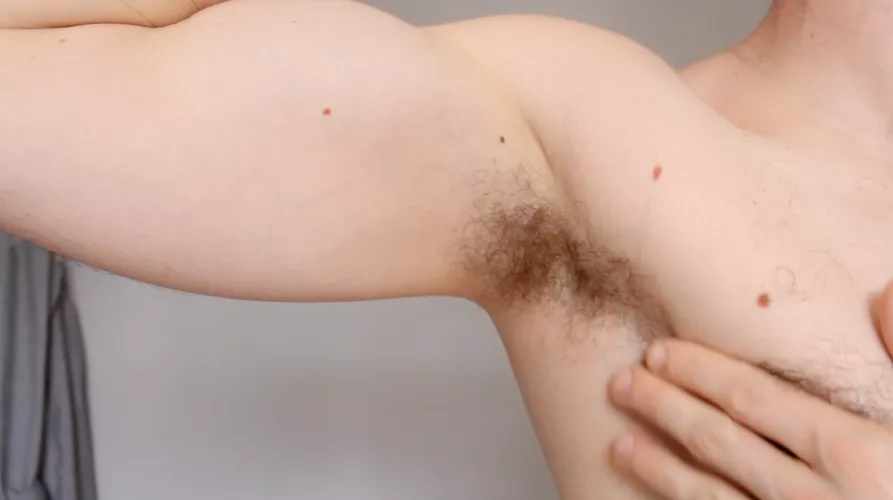 Nice and curly by an_expose