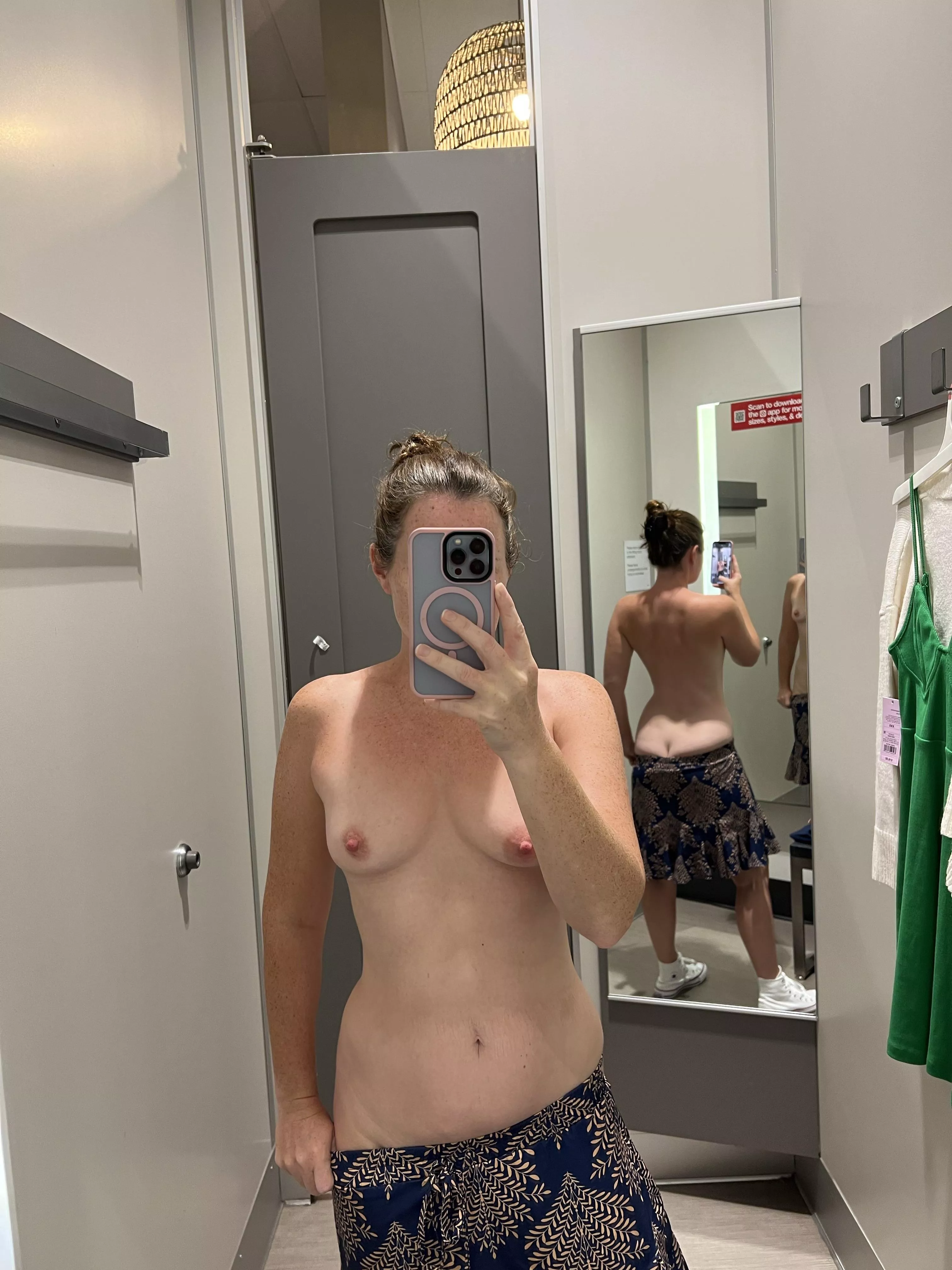 Nice skirt posted by tryingnewthings86