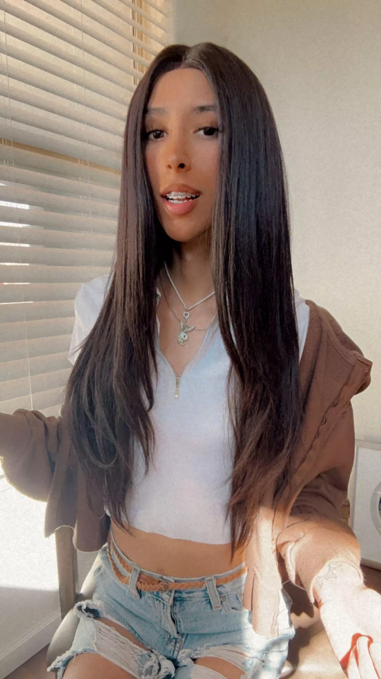 Say hi if you think I'm cute 🥺 posted by PoisedUnification