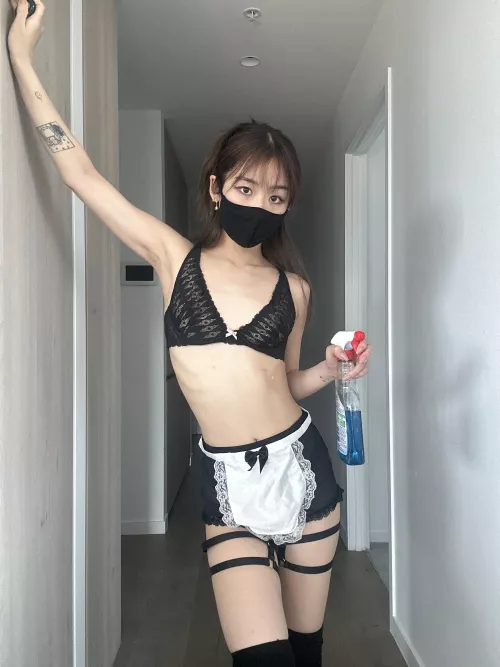 So flat and tiny by lunaalovesyouu