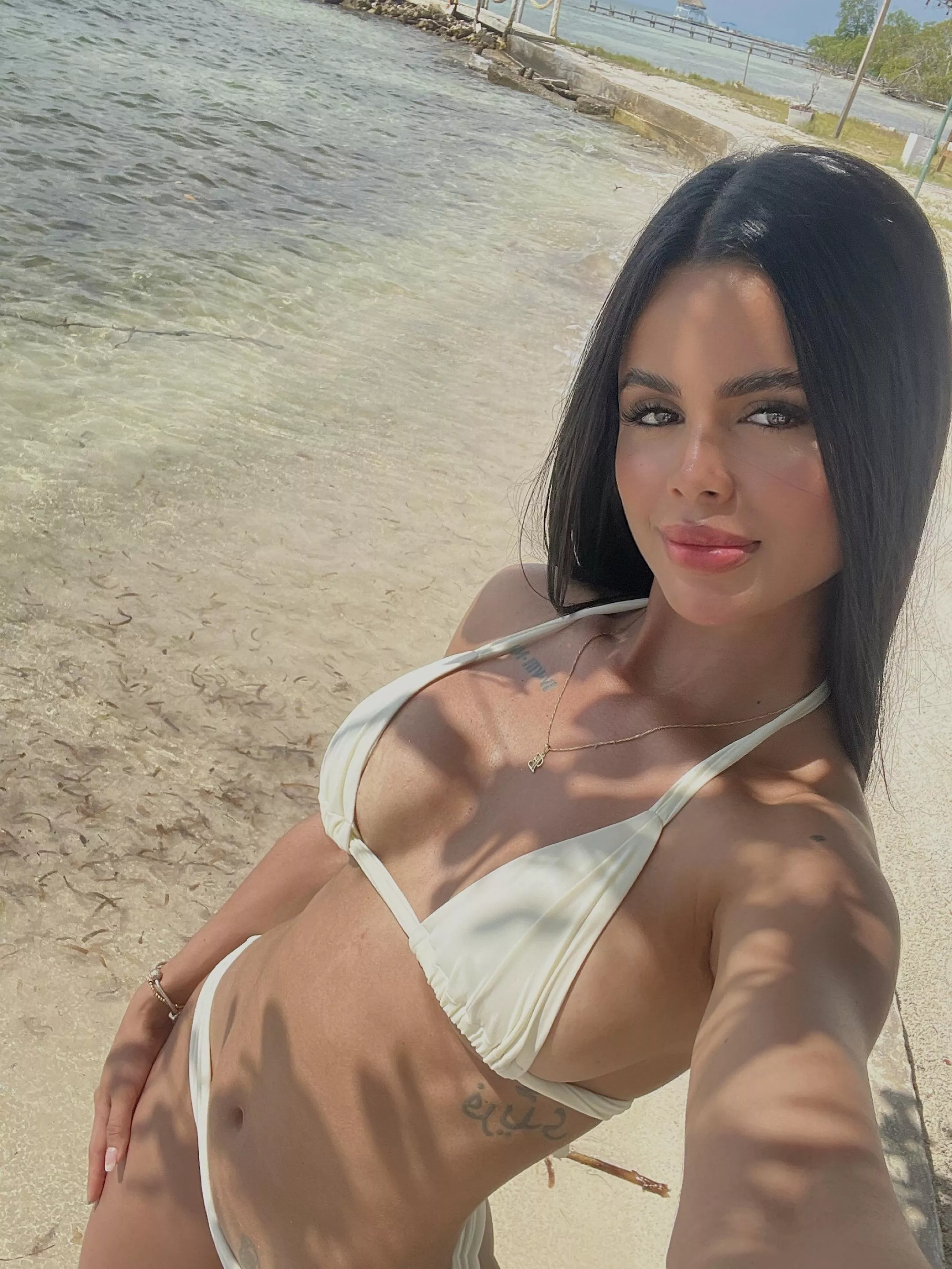 “The sun was doing me favors today, clearly.” posted by invinciblehonesty