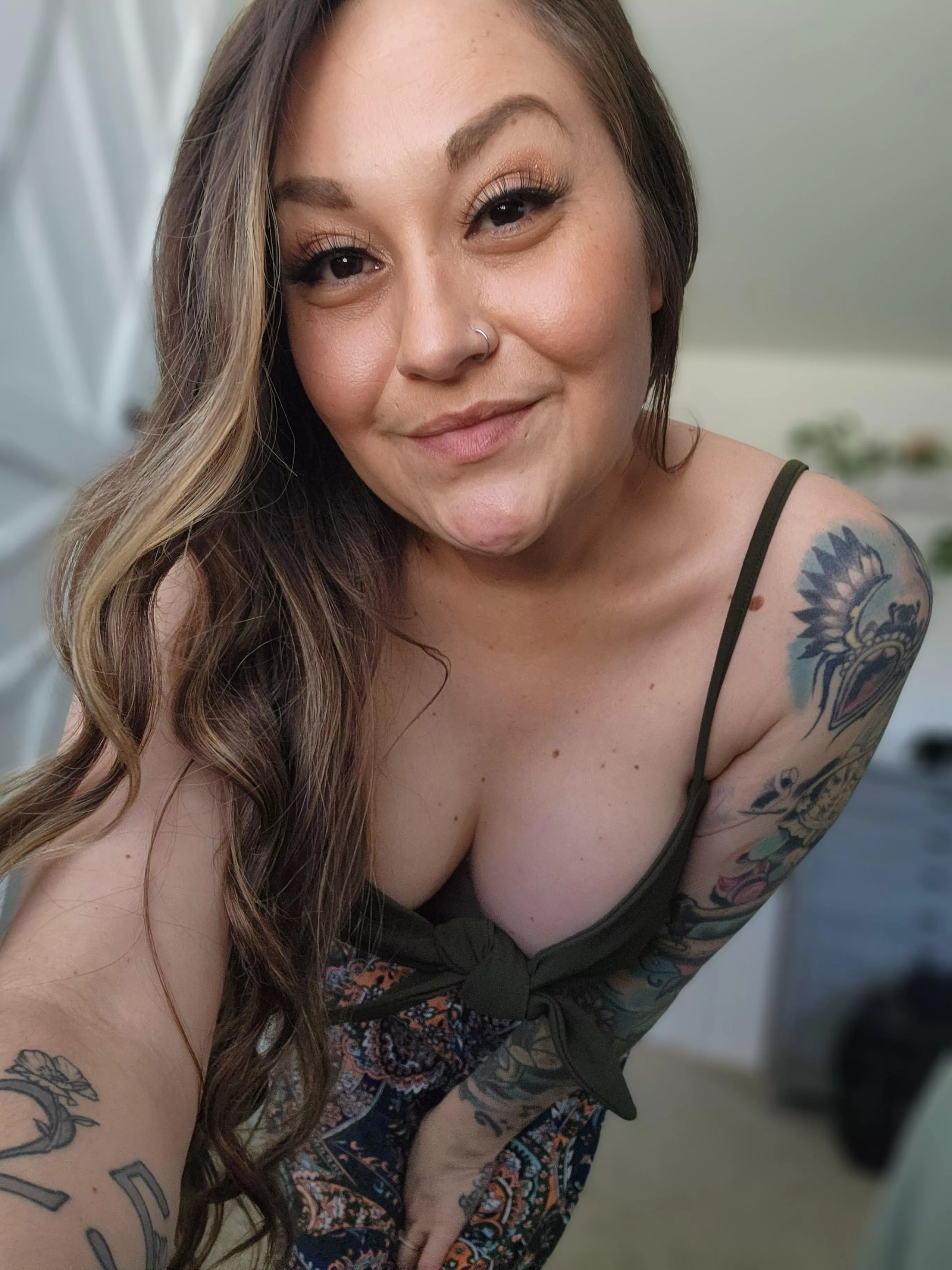 This may take some investigating, come closer f39 posted by MissJuliaXX