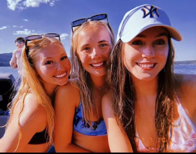 Which face gets it? by angizni