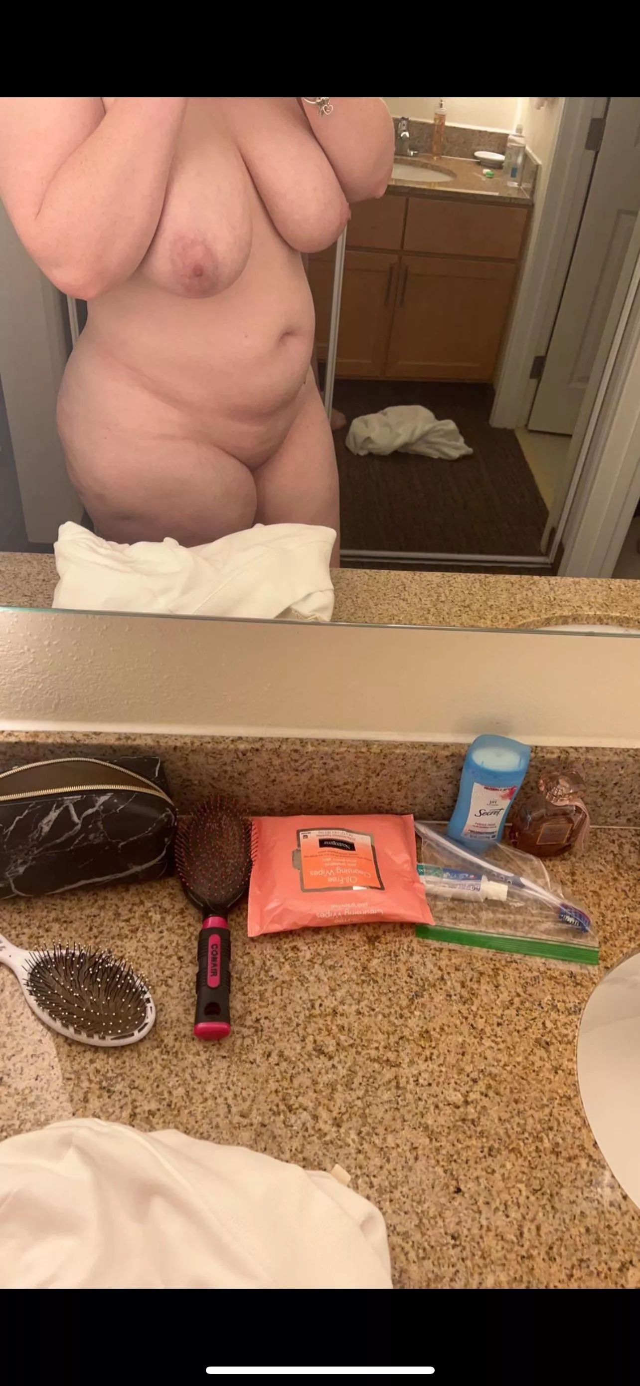 25 year old wife what would you do with me rn posted by BunnyDarling29