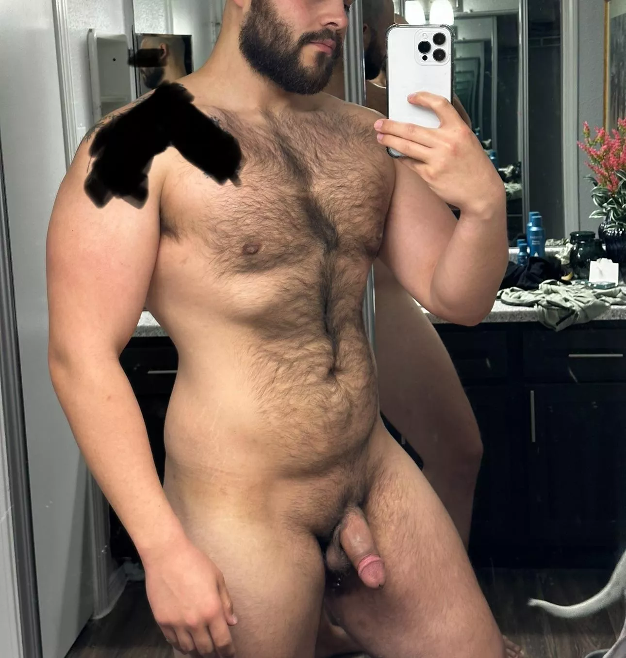 [28] horny bro after gym posted by Txxxbeefcake