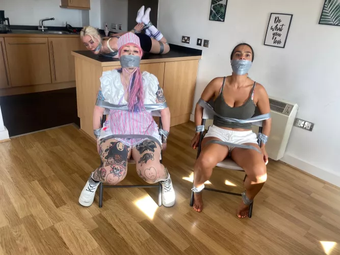 3 of us in this situation??? No way 🤪 by lotsoflovemimi