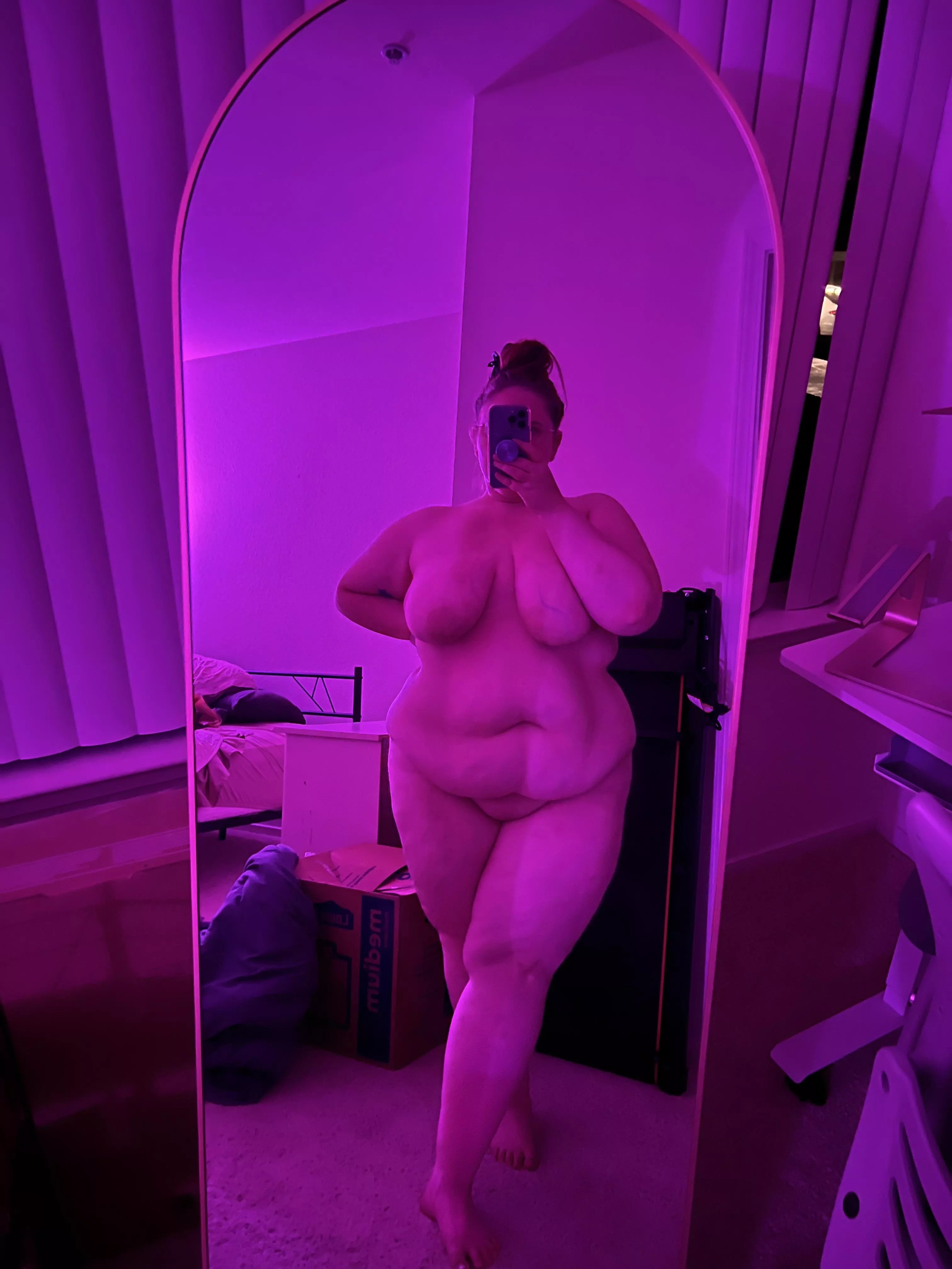 An eyeful 👀 posted by whatspom