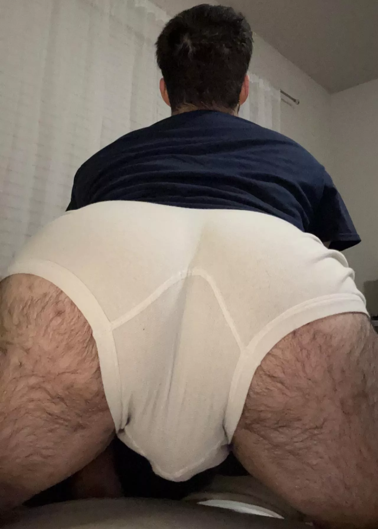 Boy next door 🤍 posted by Strong_Door_3239