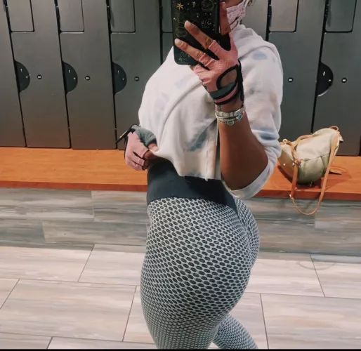 Can you spot me 😈(F) by lauren_bby_