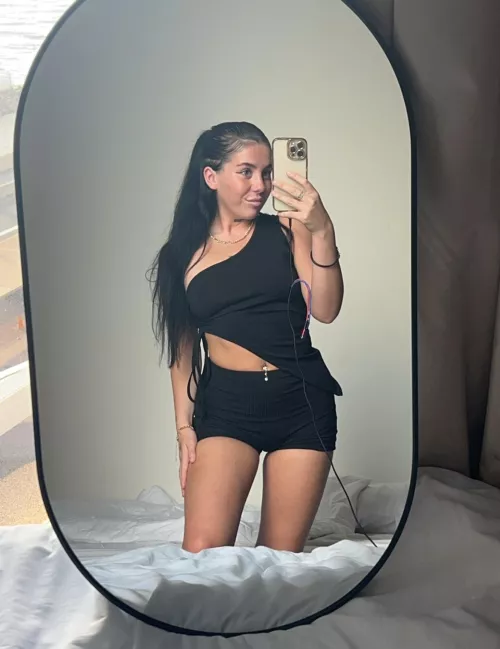 IUTR by NaomiSchuppe