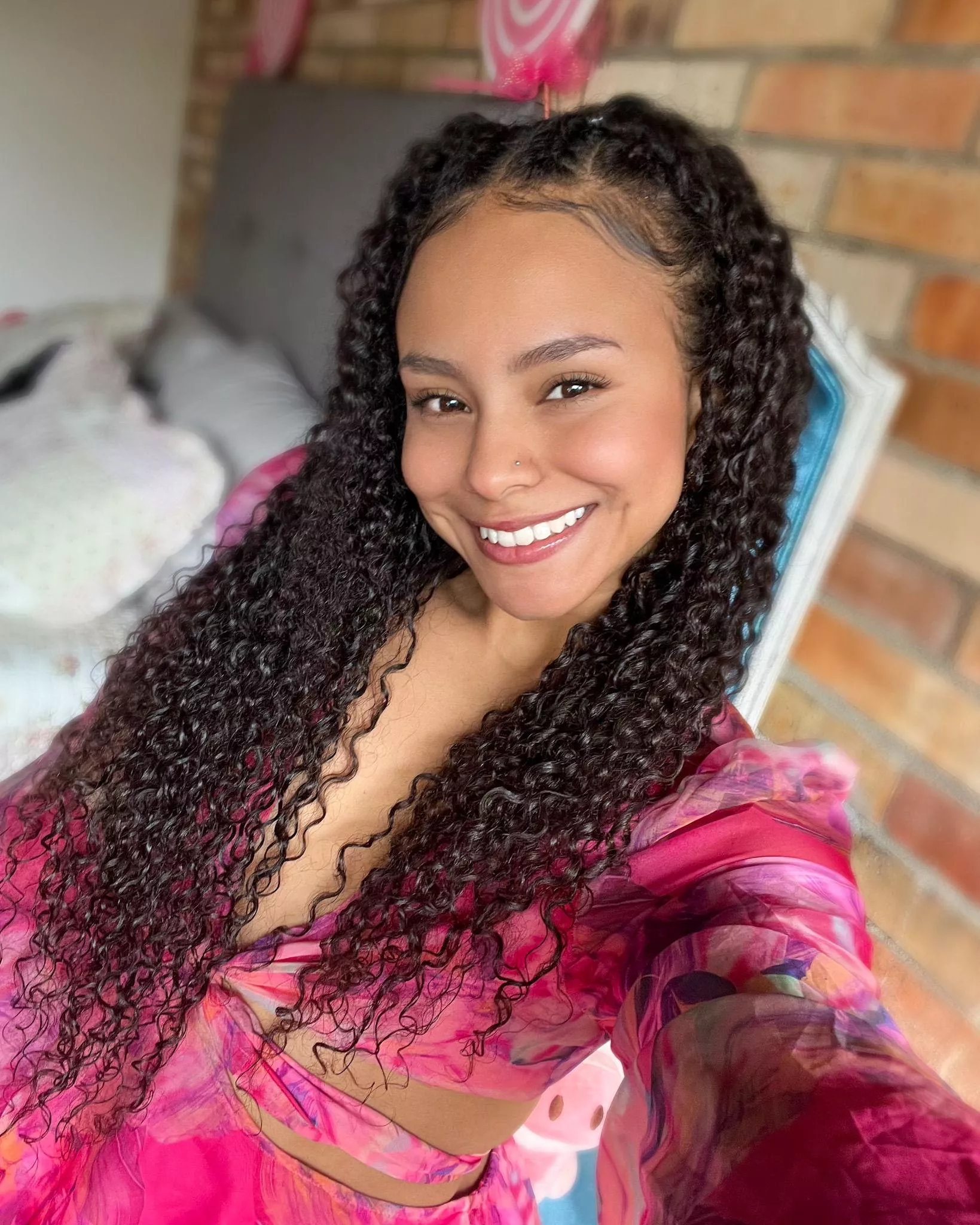 Kisses friends posted by ultimatebath9