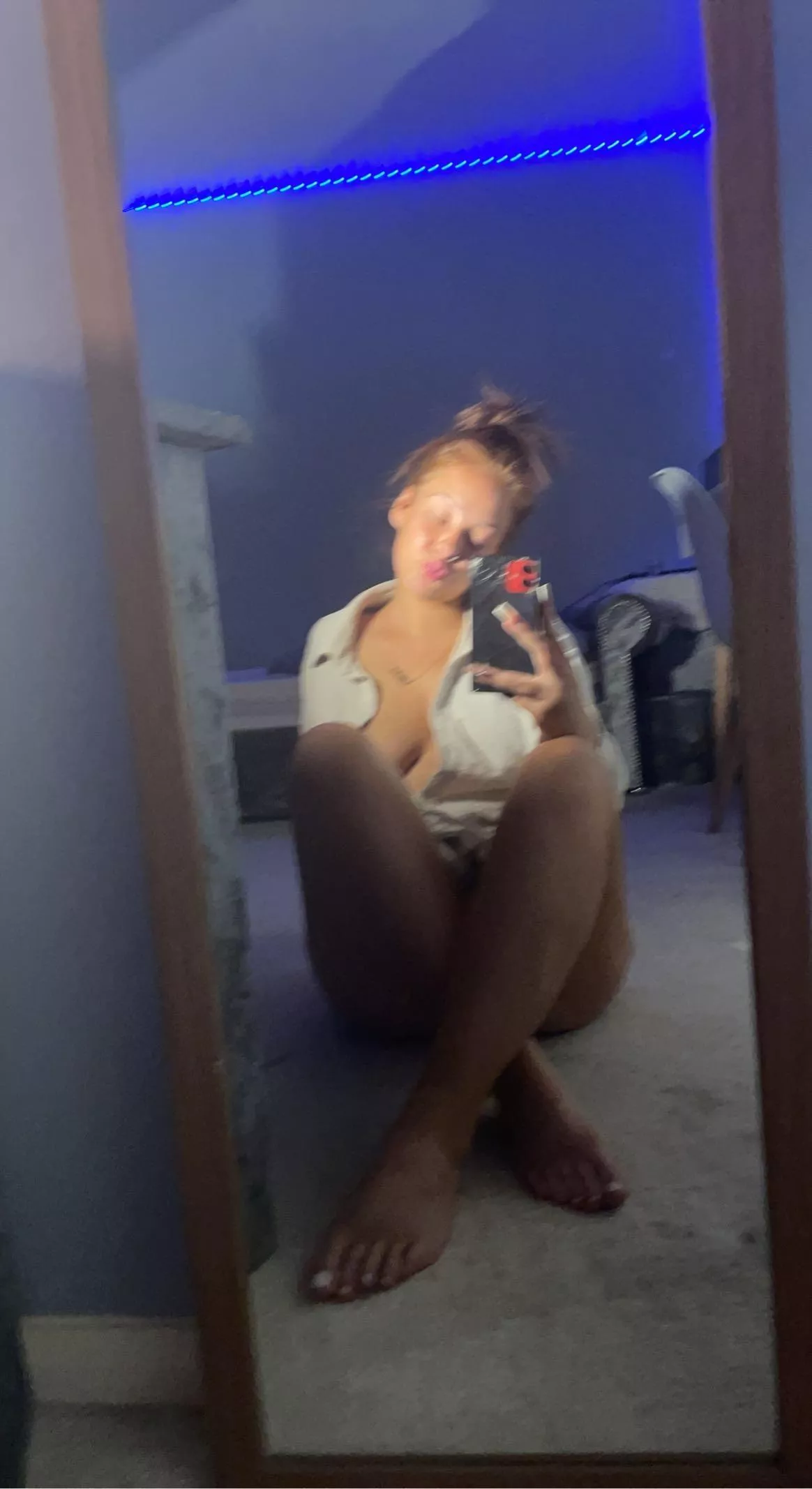 My roommate complains i'm always loud at night posted by lmayritalmv