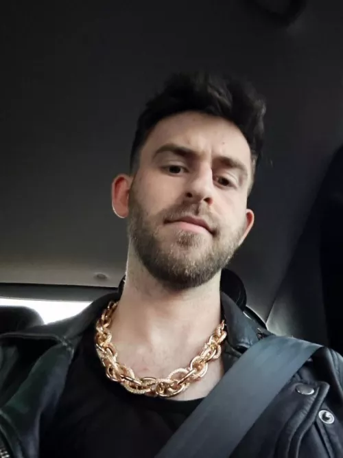 omw to work 🫠🫠🫠 by randyhandycandy