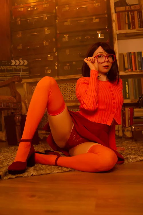(Tanuki_tyan) Velma Dinkley [Scooby-Doo] by tanuki_tyan