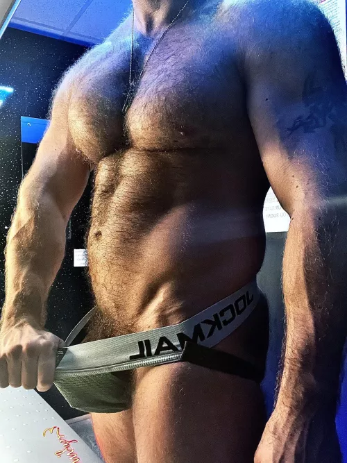 What you doing if I’m your gym trainer? by New_Replacement9136