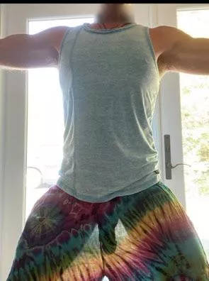 Who wanna follow my yoga class posted by BeginningFlimsy8087