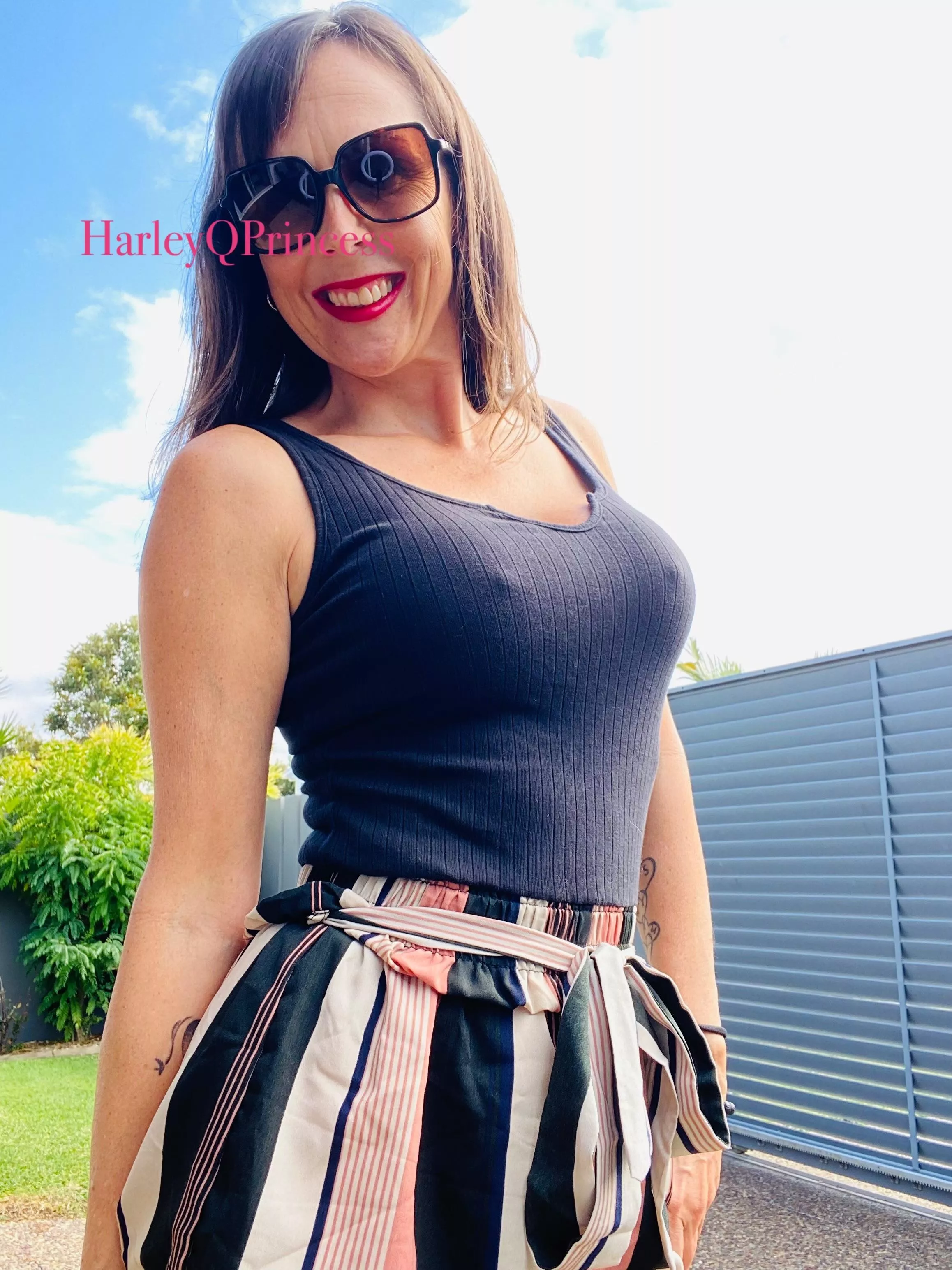 Aussie curves all over posted by HarleyQPrincess