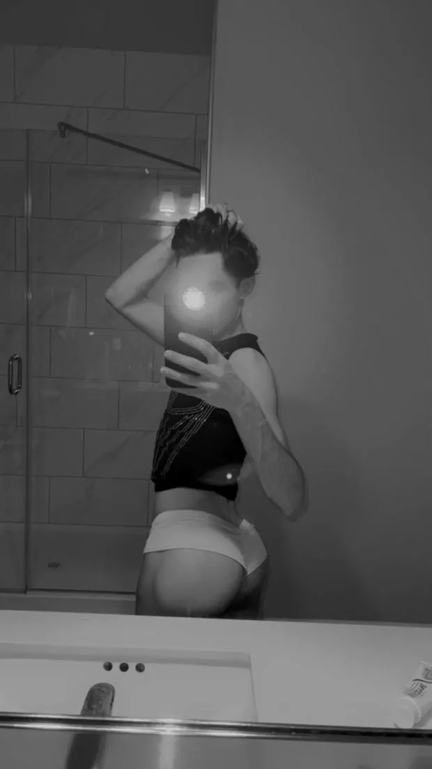 Booty posted by 00_triple_s