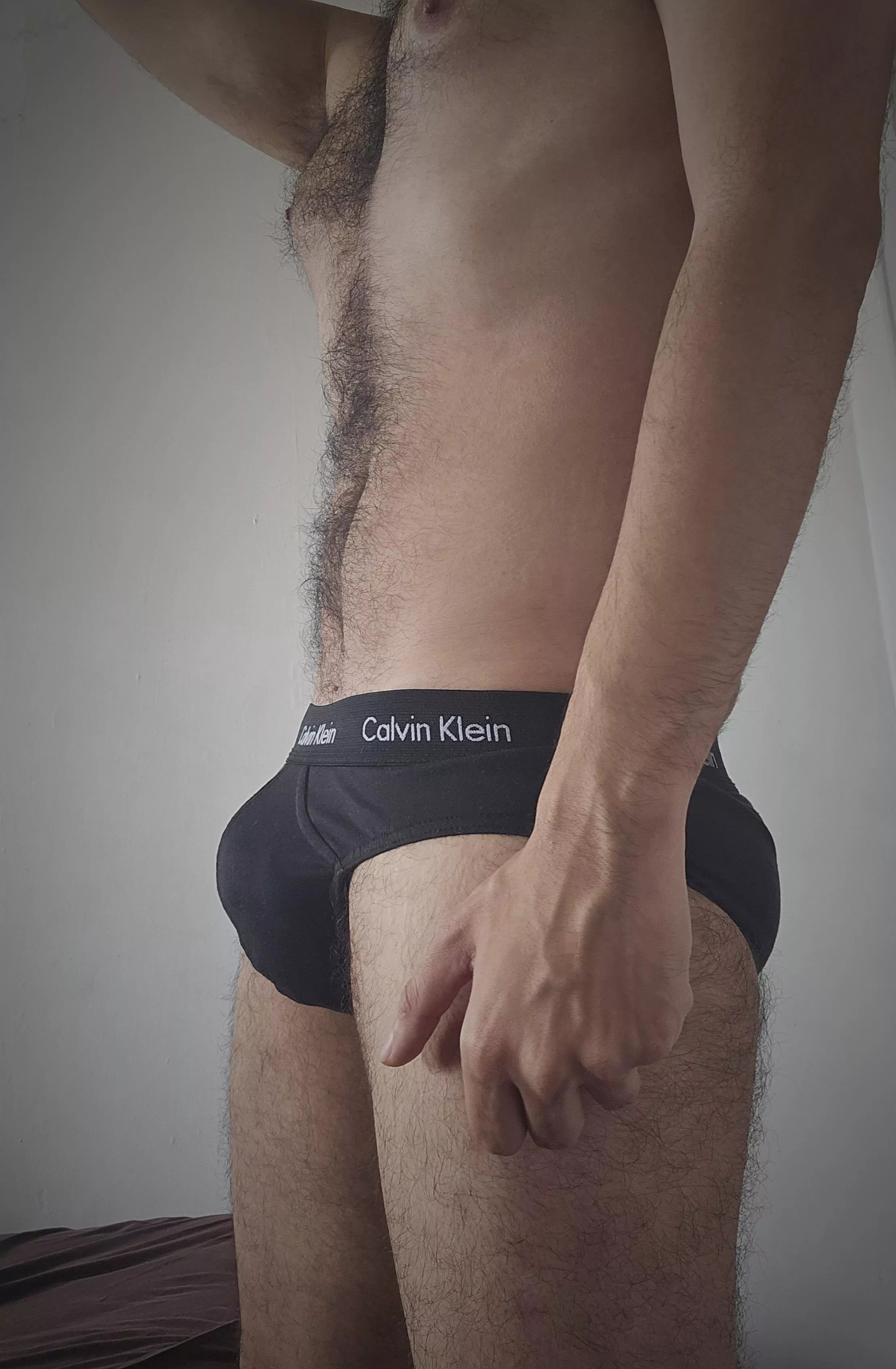 Hairy dude posted by Ready2g0_