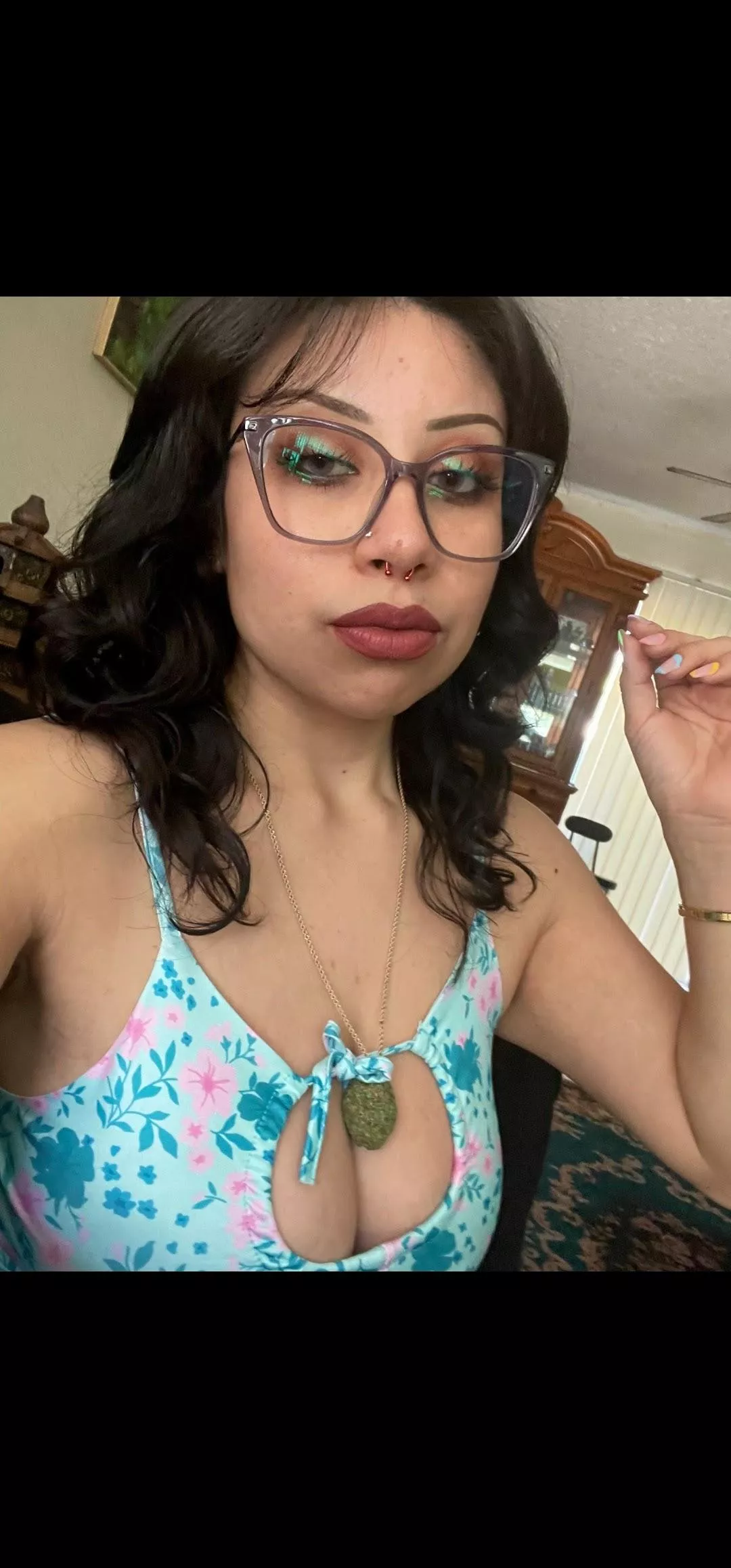 Hi hi posted by suny-23