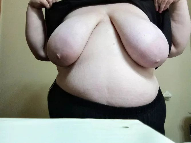 Just found this subreddit and thought I'd say hi! by emeraldrasp