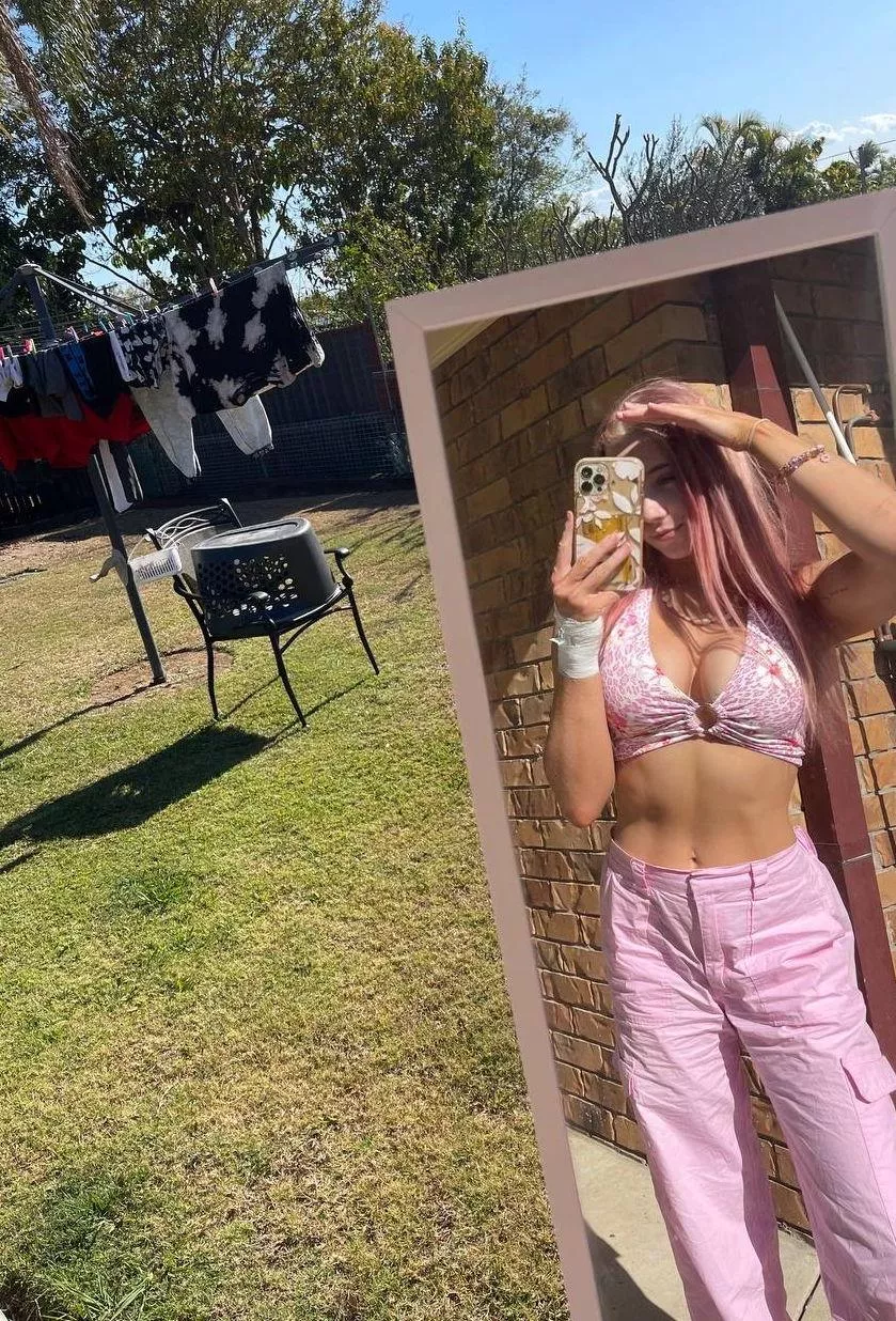 need someone to oil it up [IMG] posted by deathcloned