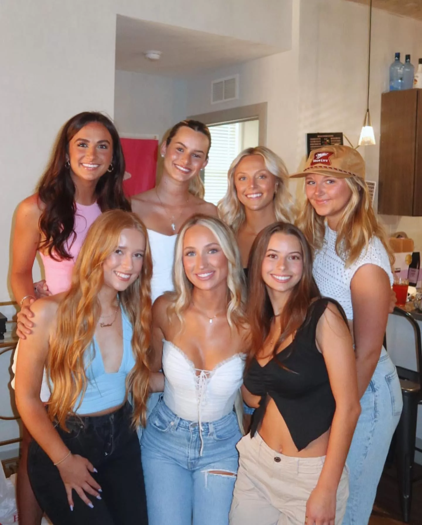 Sorority girls - back row then front row [7] posted by HonestRunner