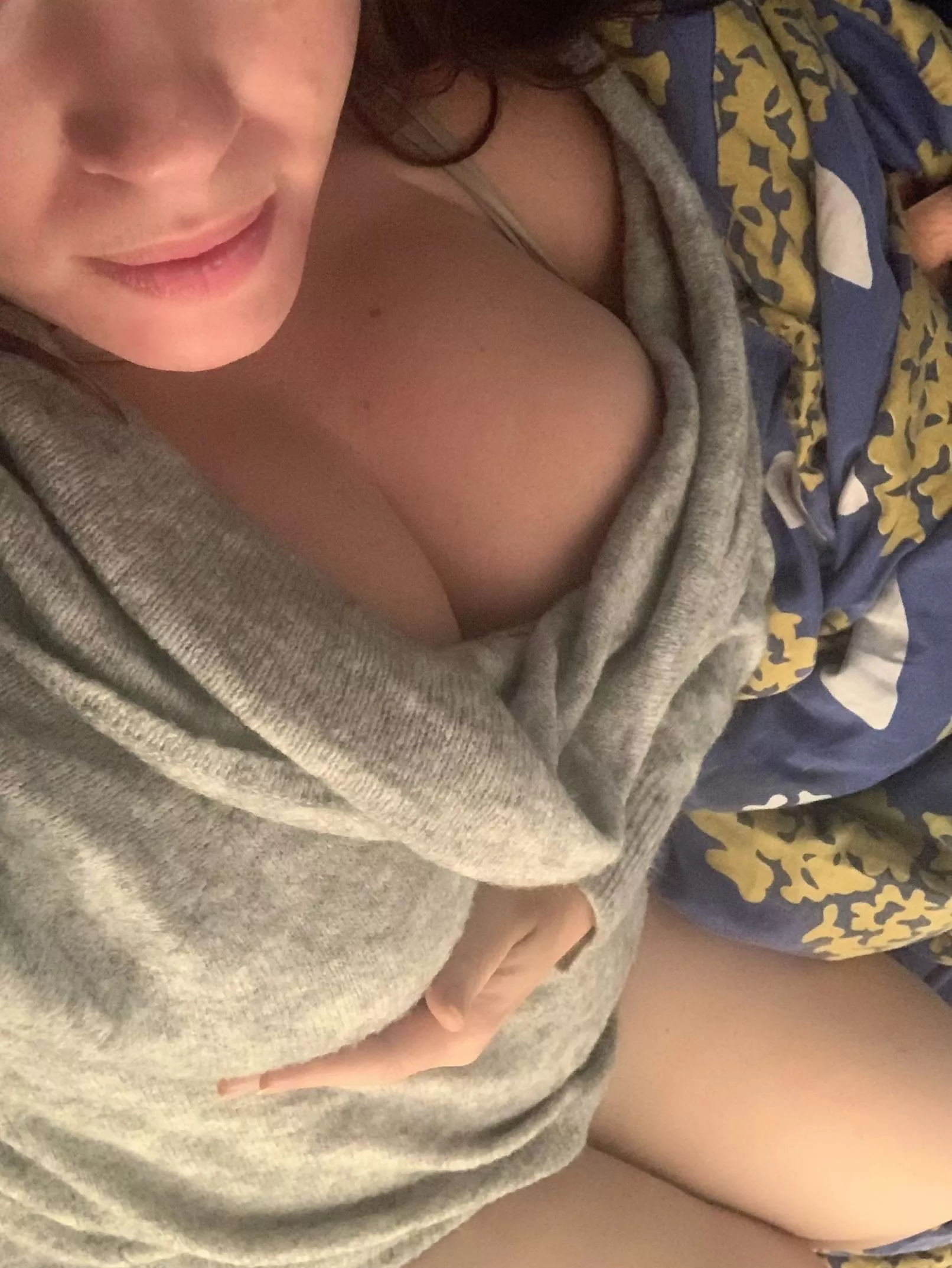 Stealing a little snuggle sesh with my super soft sweater while w[f]h ;) posted by Dizzy-Cabinet-5414