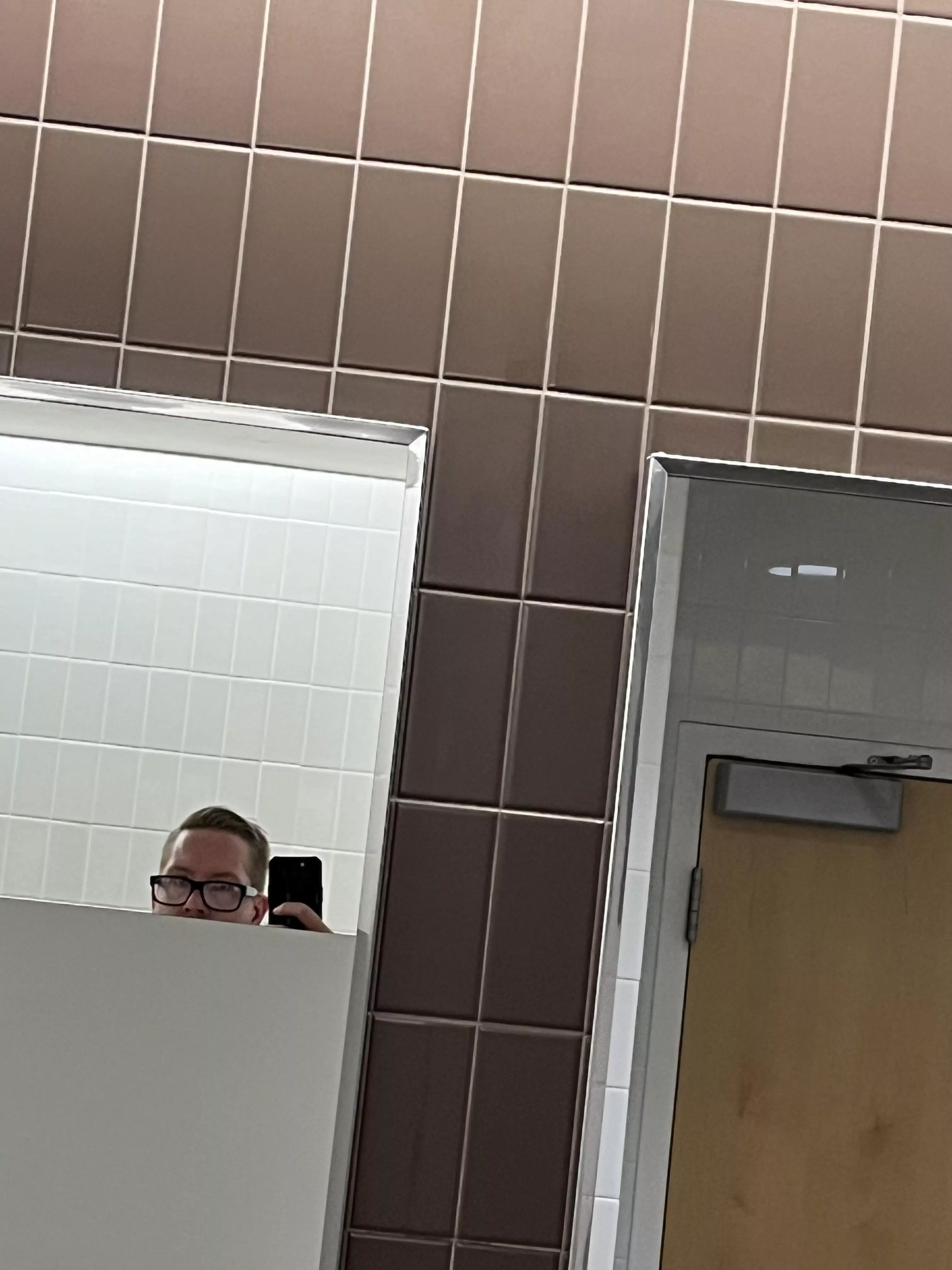 Tall people problems posted by Daveylonglegs