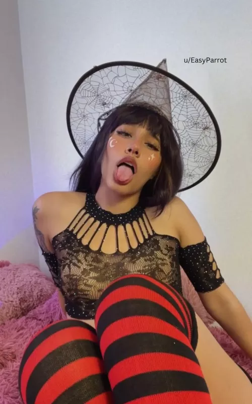 You have 100 tokens, what are you doing with them? by EasyParrot