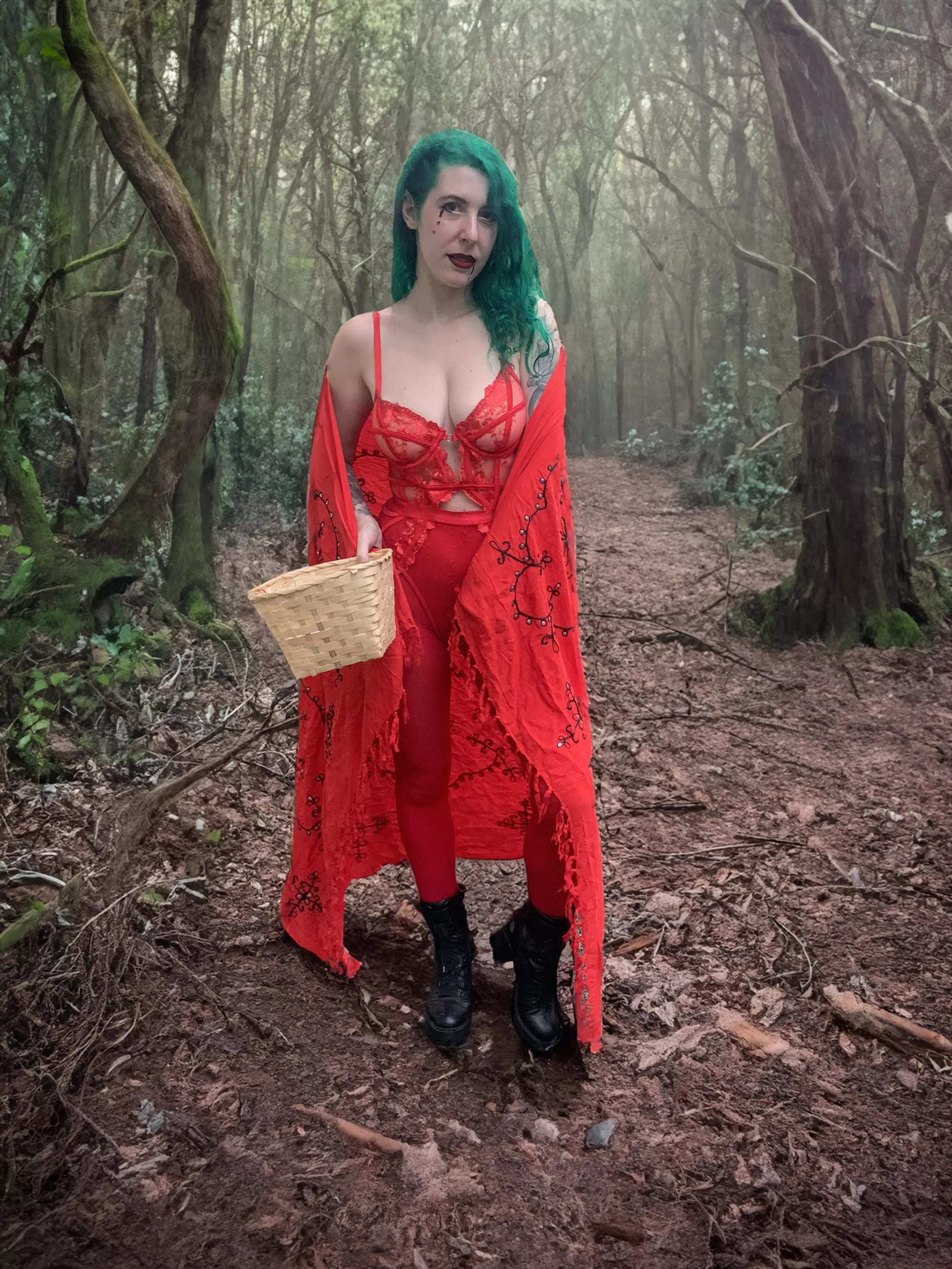 Boots and stockings for Halloween posted by sirenskiss3