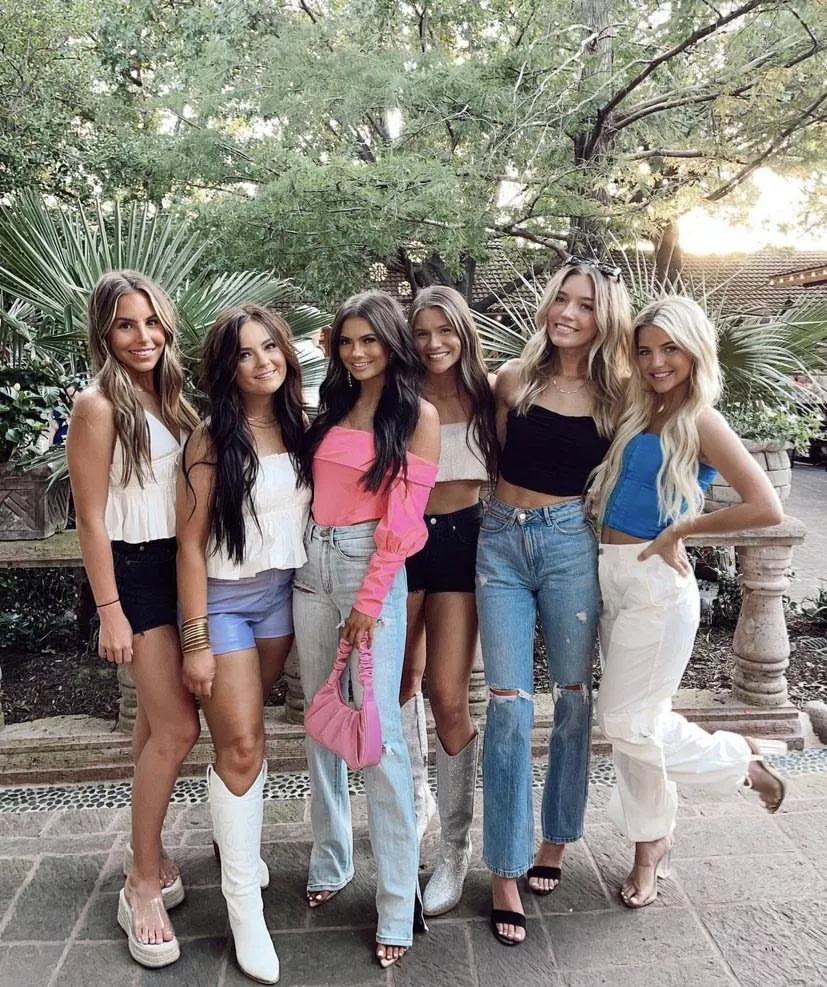 Brunch Date posted by caniblegit