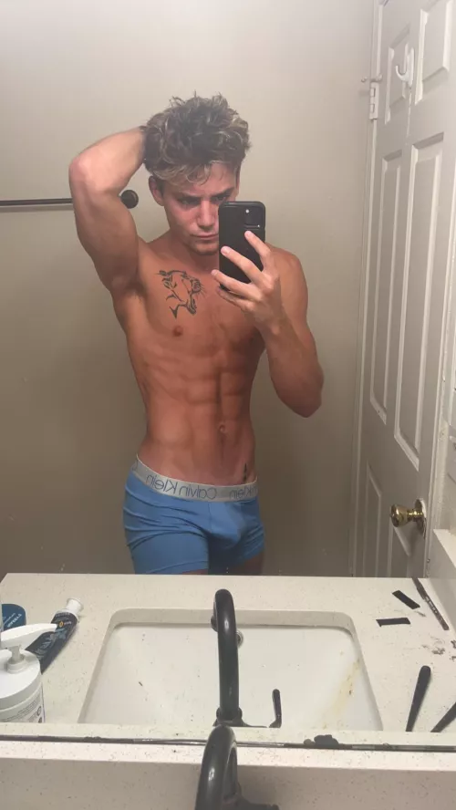 Dont mind the sink by mmmgooder