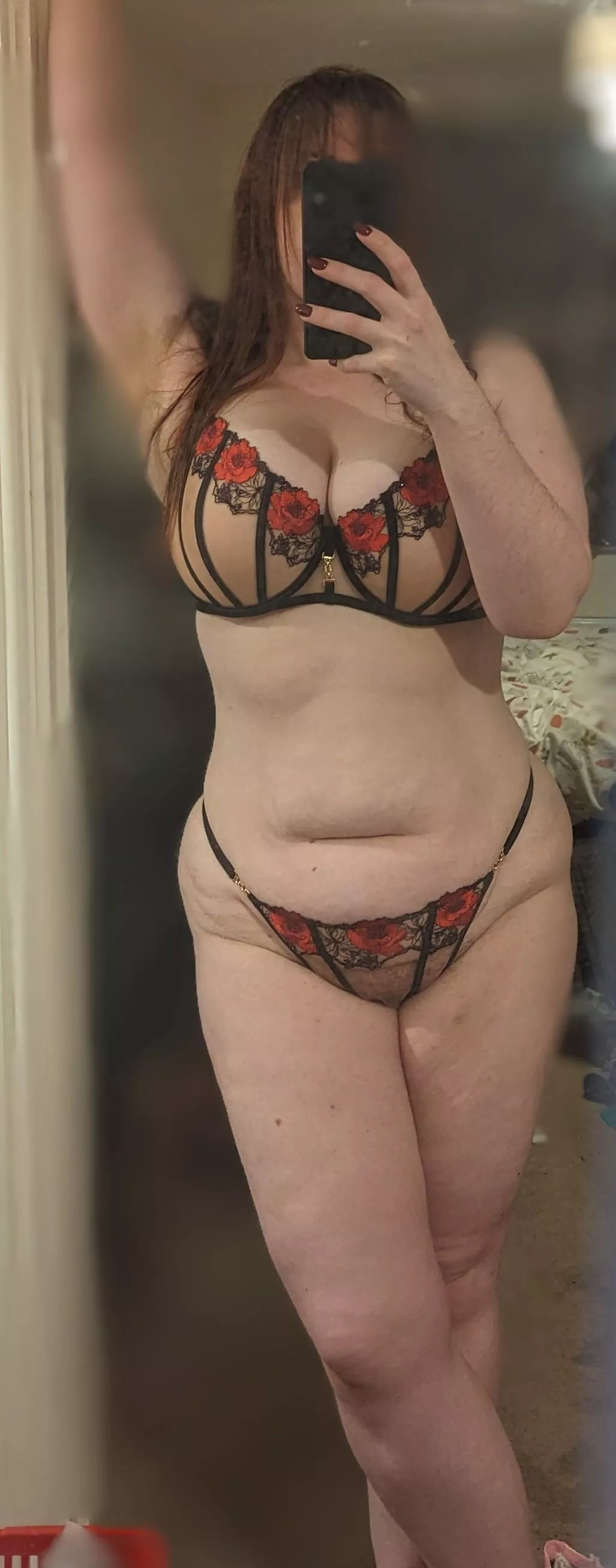 I've put on some weight recently, but damn this set is too cute not to share posted by Xeleanore