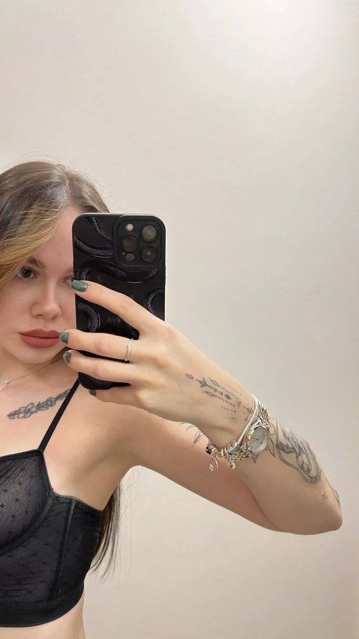 my beautiful armpit posted by Endurable_Height_