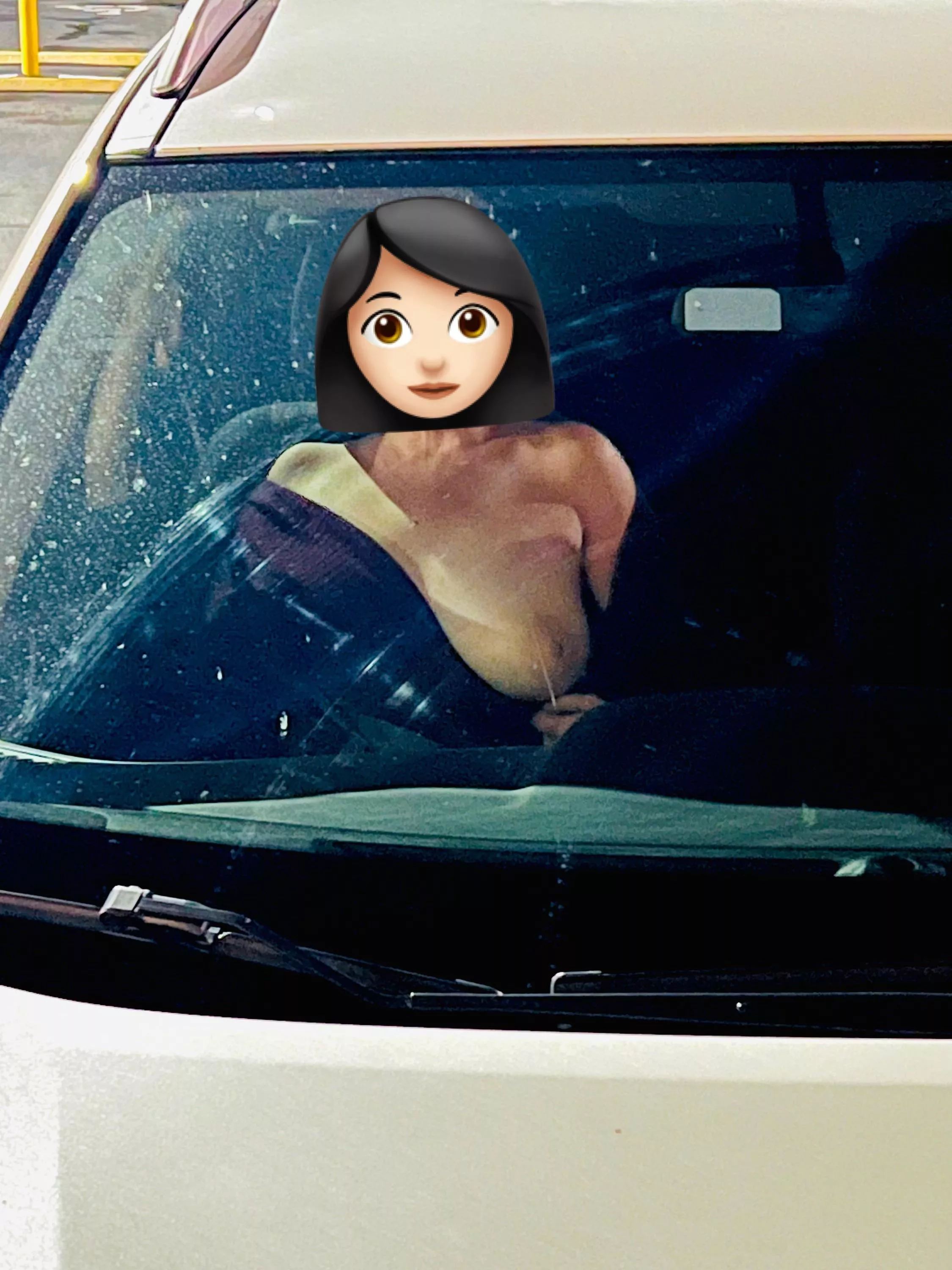 Picking up Dinner ToGo posted by PelirrojoGringo