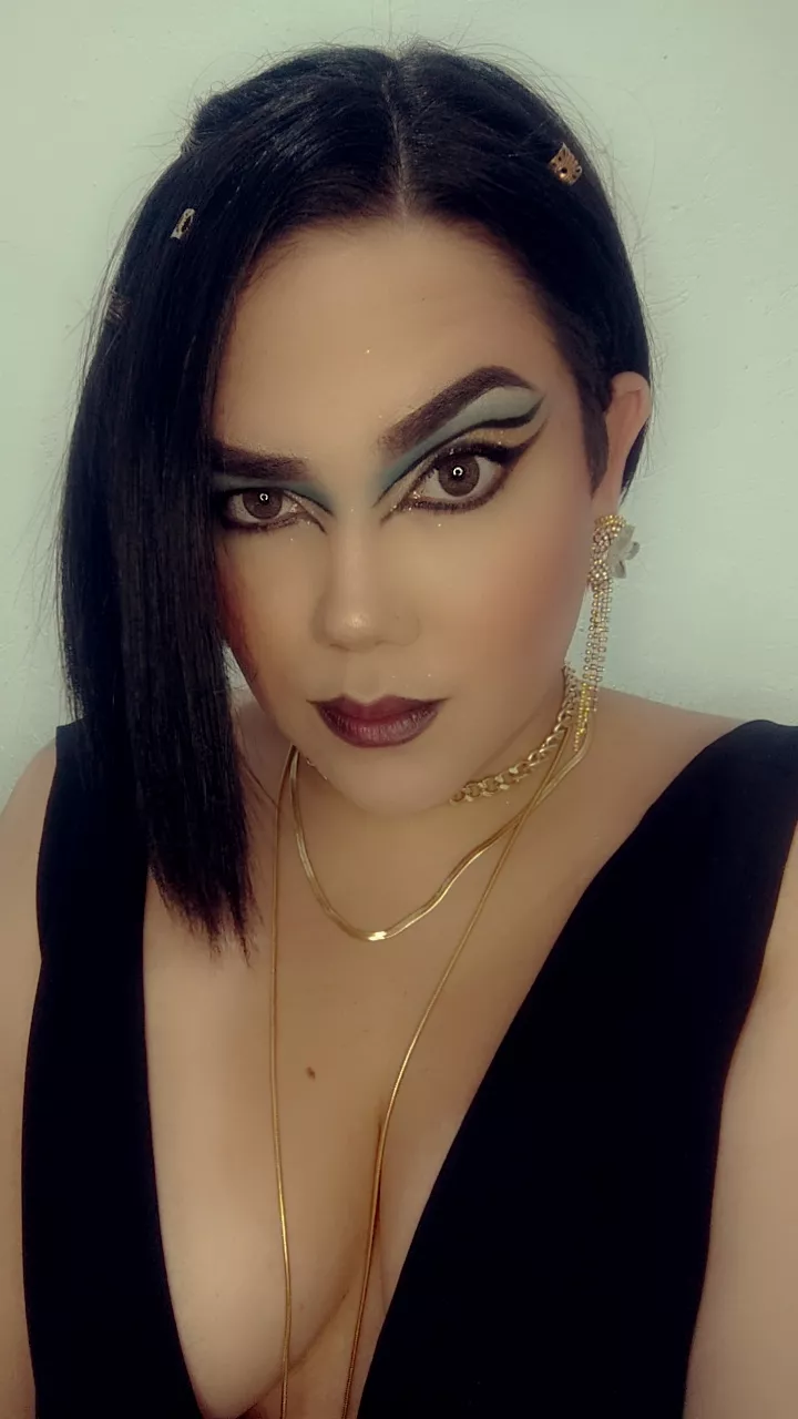 Ready for Halloween. Trick or treat? posted by Dominantfeet14