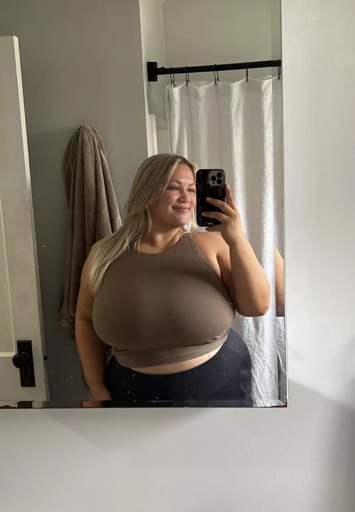 Shirt Stretchers posted by TheBookOfBoobaFett