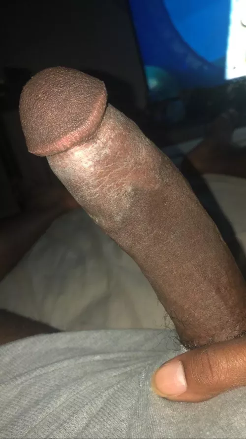 Who’s up and horny 🍆💦 by Confident-Taste6798